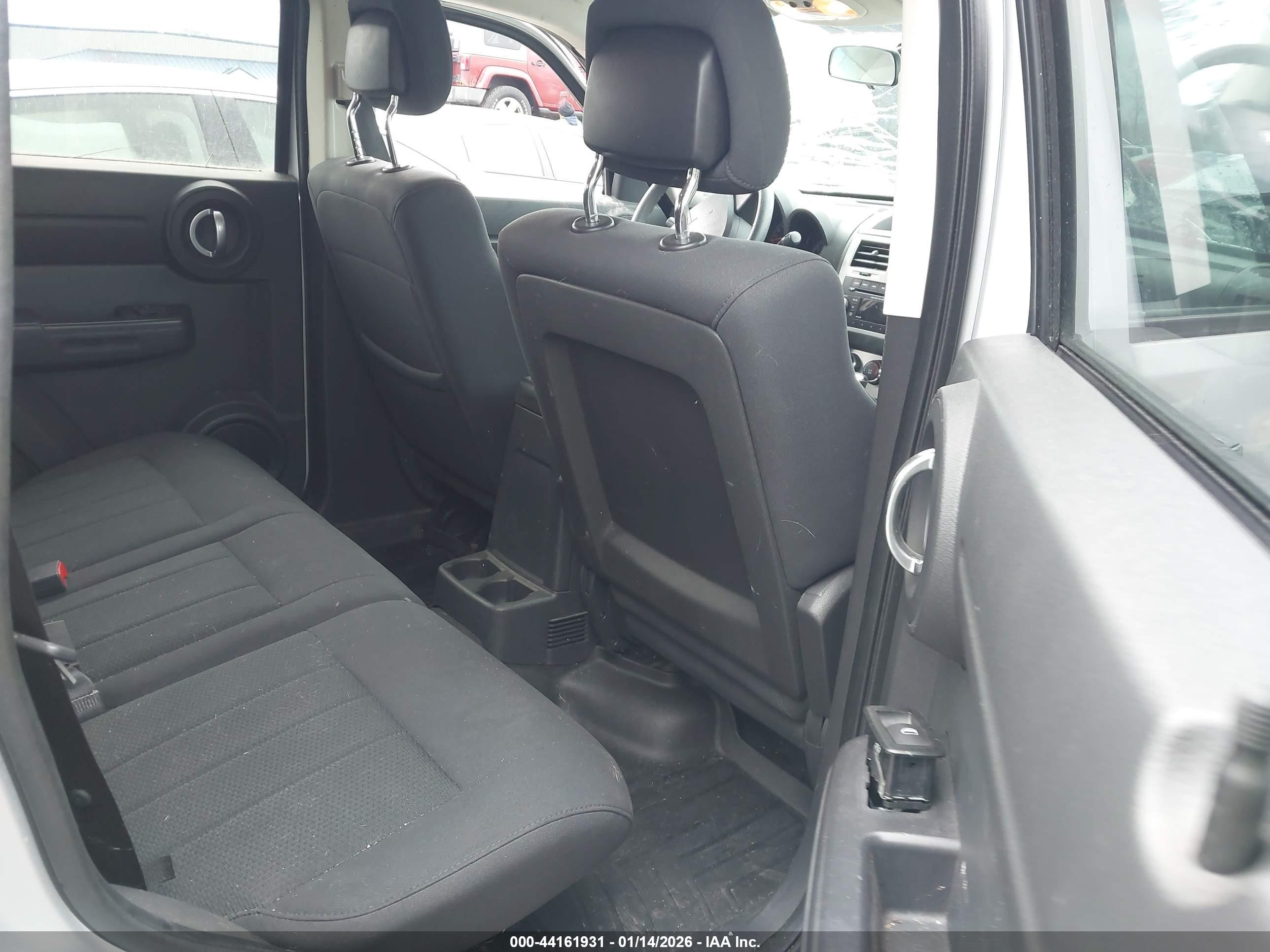 2011 Dodge Nitro Heat Silver vin: 1D4PU4GK5BW590801