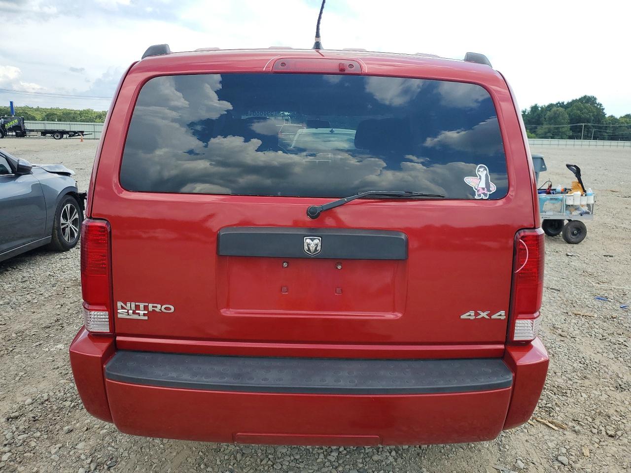 2011 Dodge Nitro Heat Красный vin: 1D4PU4GK6BW532681
