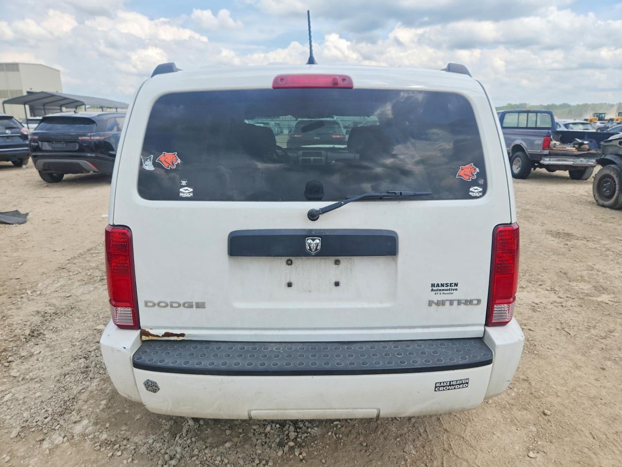 2011 Dodge Nitro Heat White vin: 1D4PU4GK6BW606049