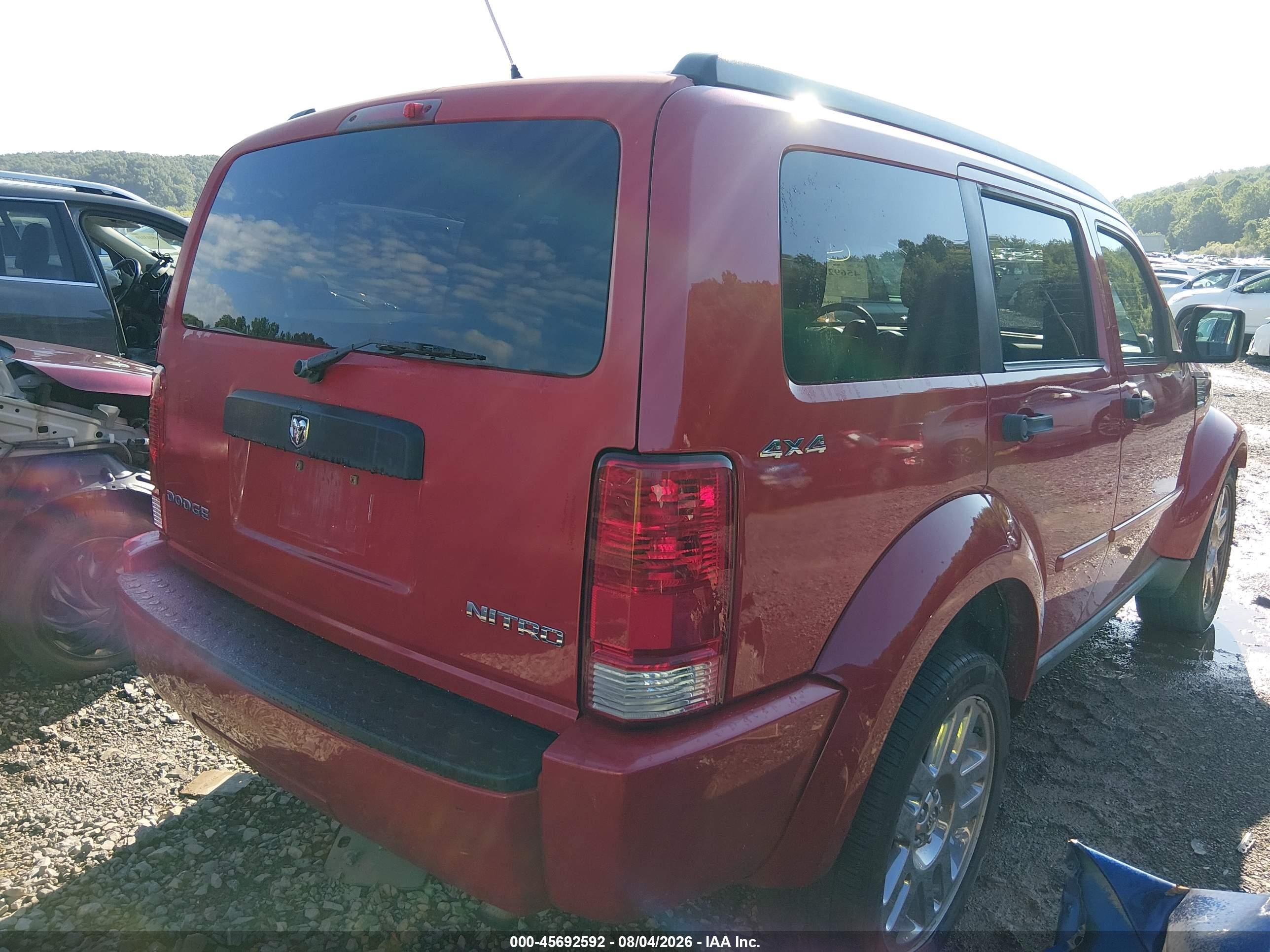 2011 Dodge Nitro Heat Red vin: 1D4PU4GK7BW603368