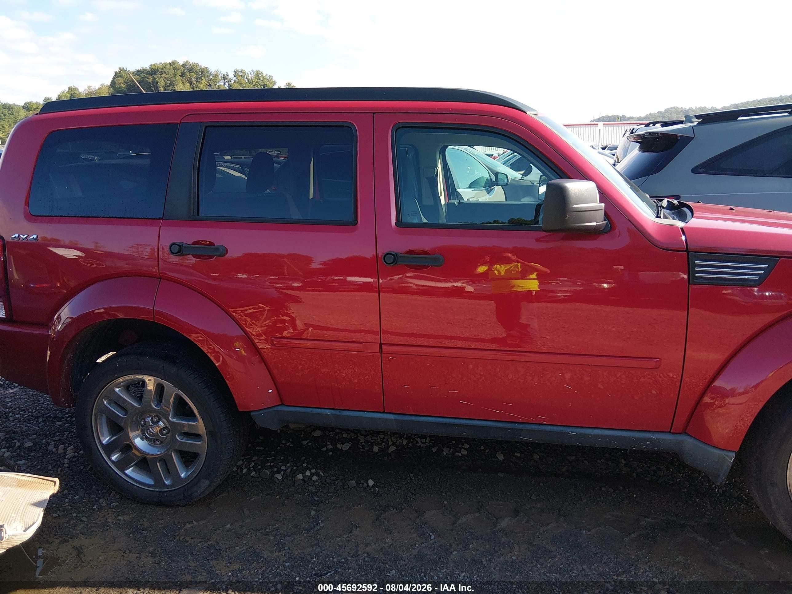 2011 Dodge Nitro Heat Red vin: 1D4PU4GK7BW603368