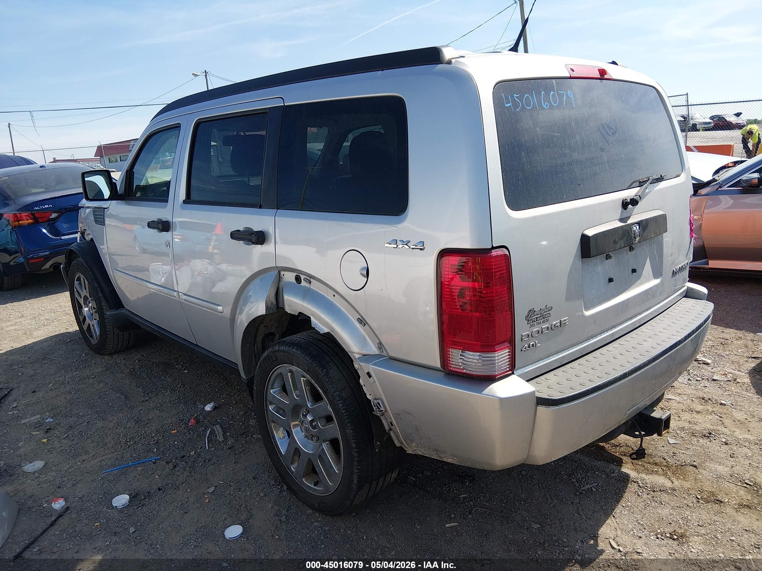 2011 Dodge Nitro Heat Silver vin: 1D4PU4GX2BW501200