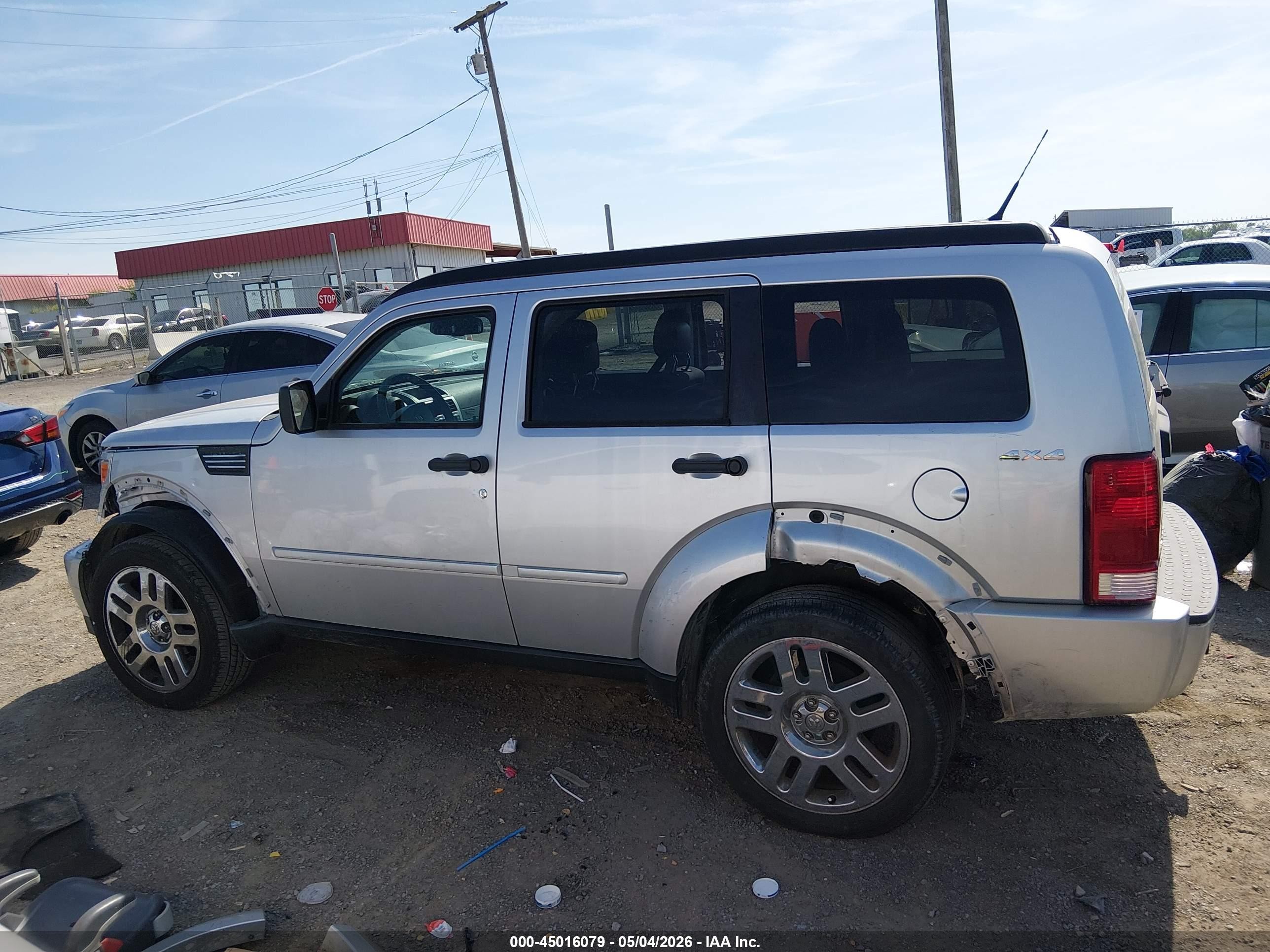 2011 Dodge Nitro Heat Silver vin: 1D4PU4GX2BW501200