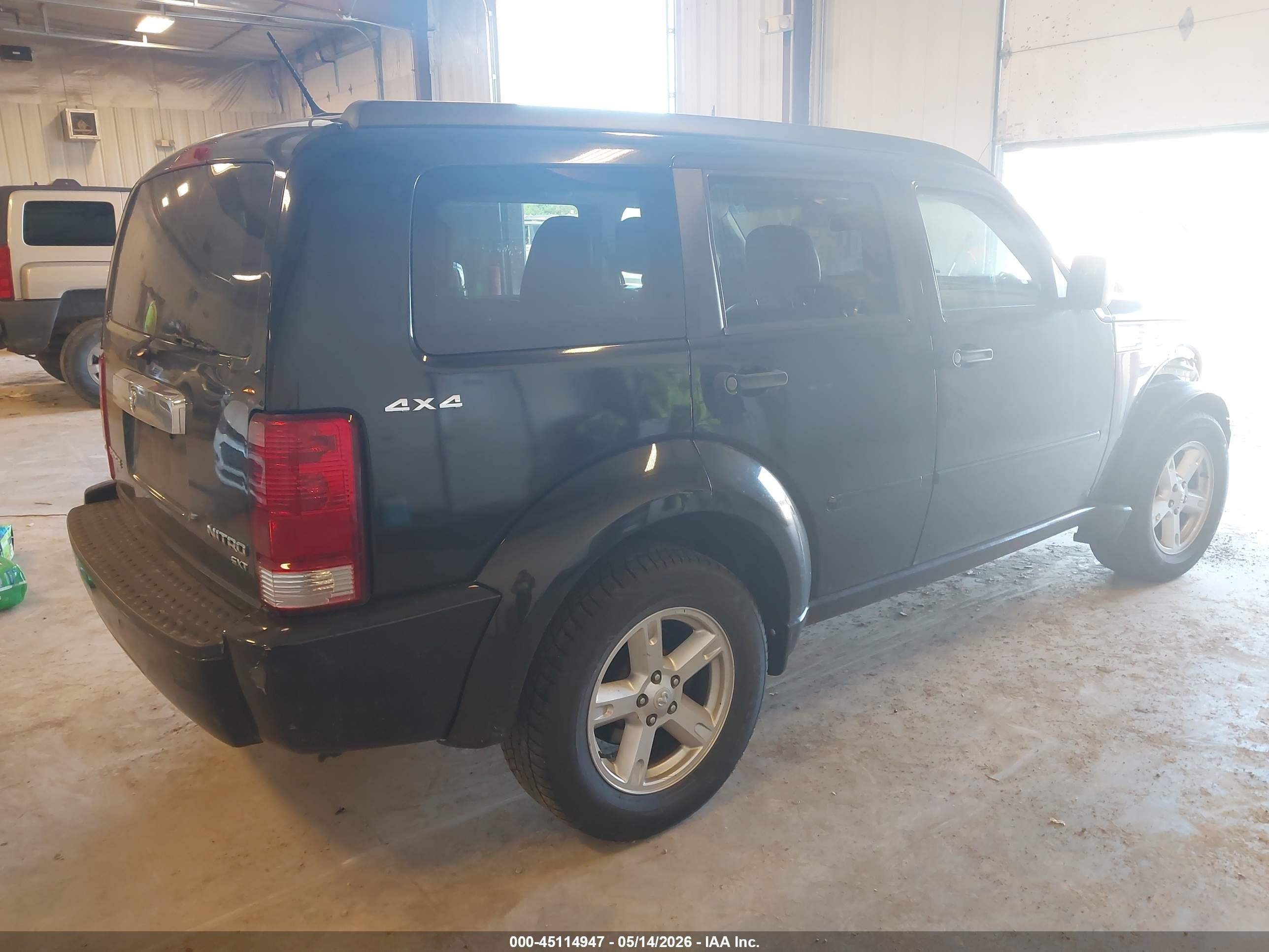 2011 Dodge Nitro Sxt Black vin: 1D4PU5GK5BW568464