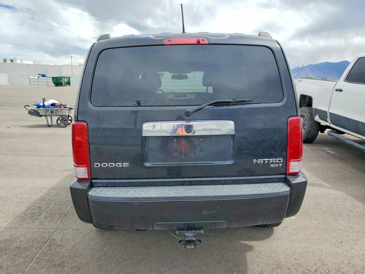 2010 Dodge Nitro Sxt Black vin: 1D4PU5GK7AW158098