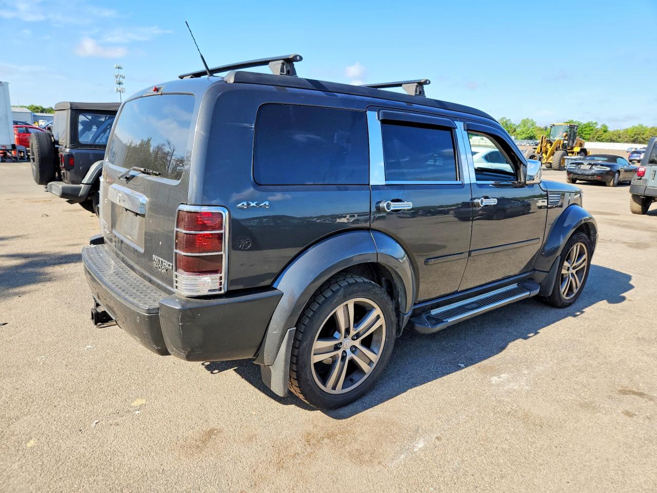 2011 Dodge Nitro Shock Серый vin: 1D4PU7GX1BW590940
