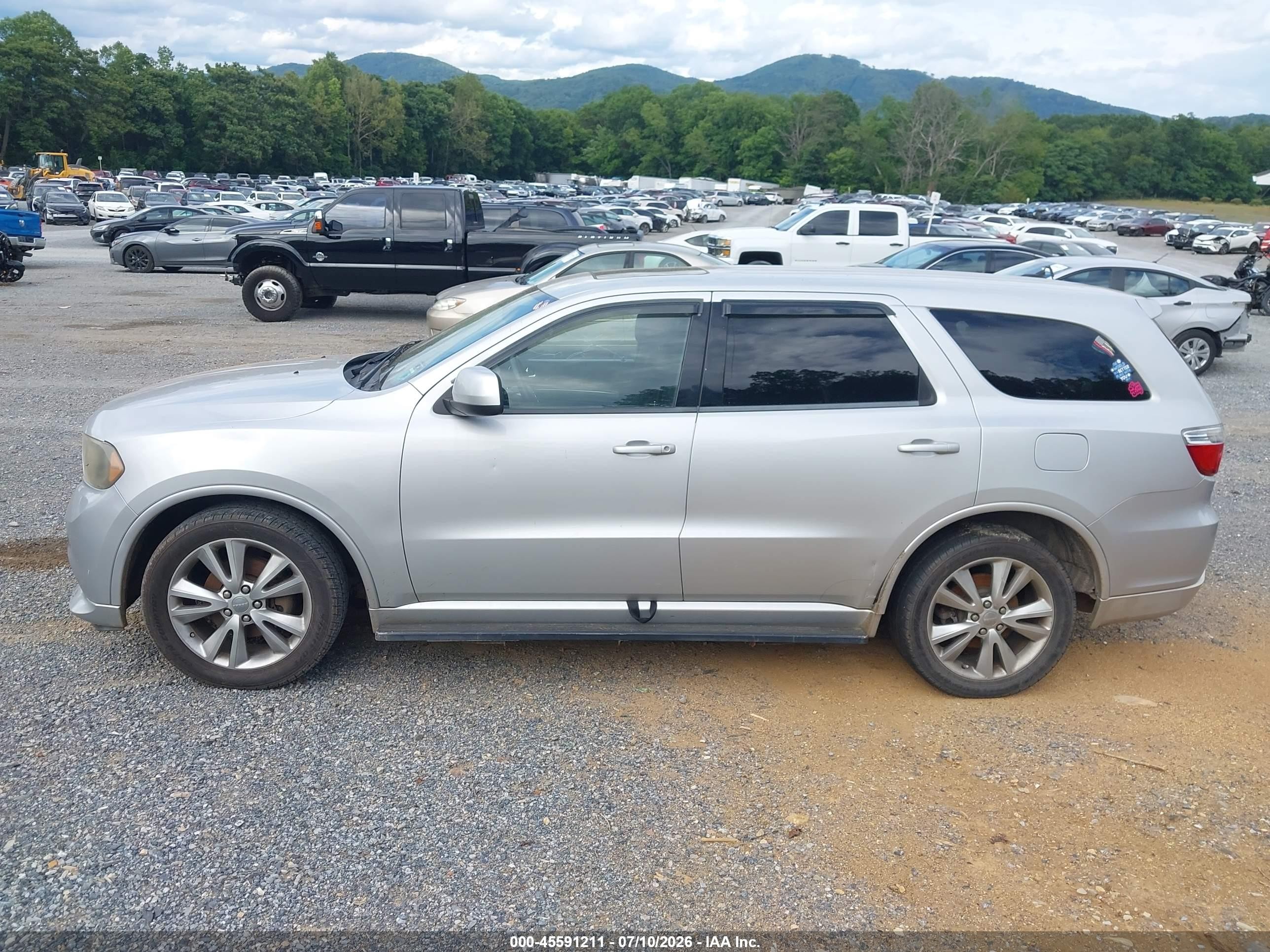 2011 Dodge Durango Heat Silver vin: 1D4RD3GG7BC687675