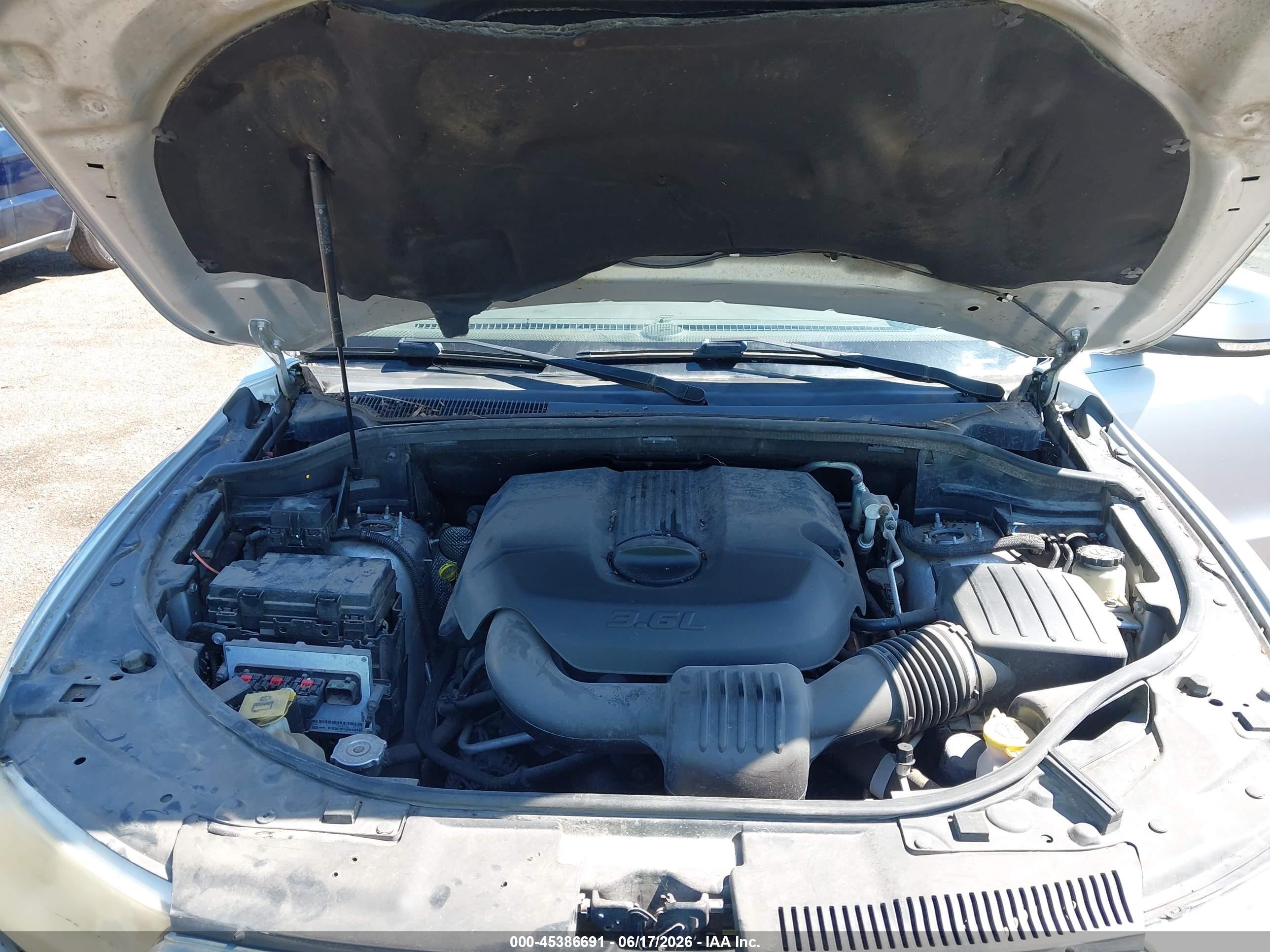 2011 Dodge Durango Crew Silver vin: 1D4RD4GG3BC598188