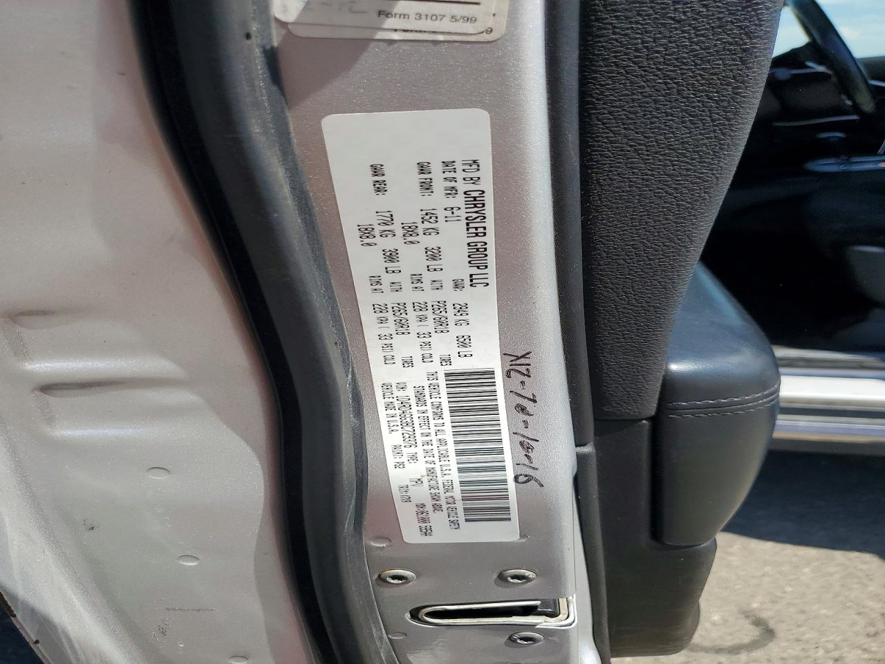 2011 Dodge Durango Crew Gray vin: 1D4RD4GG3BC729376