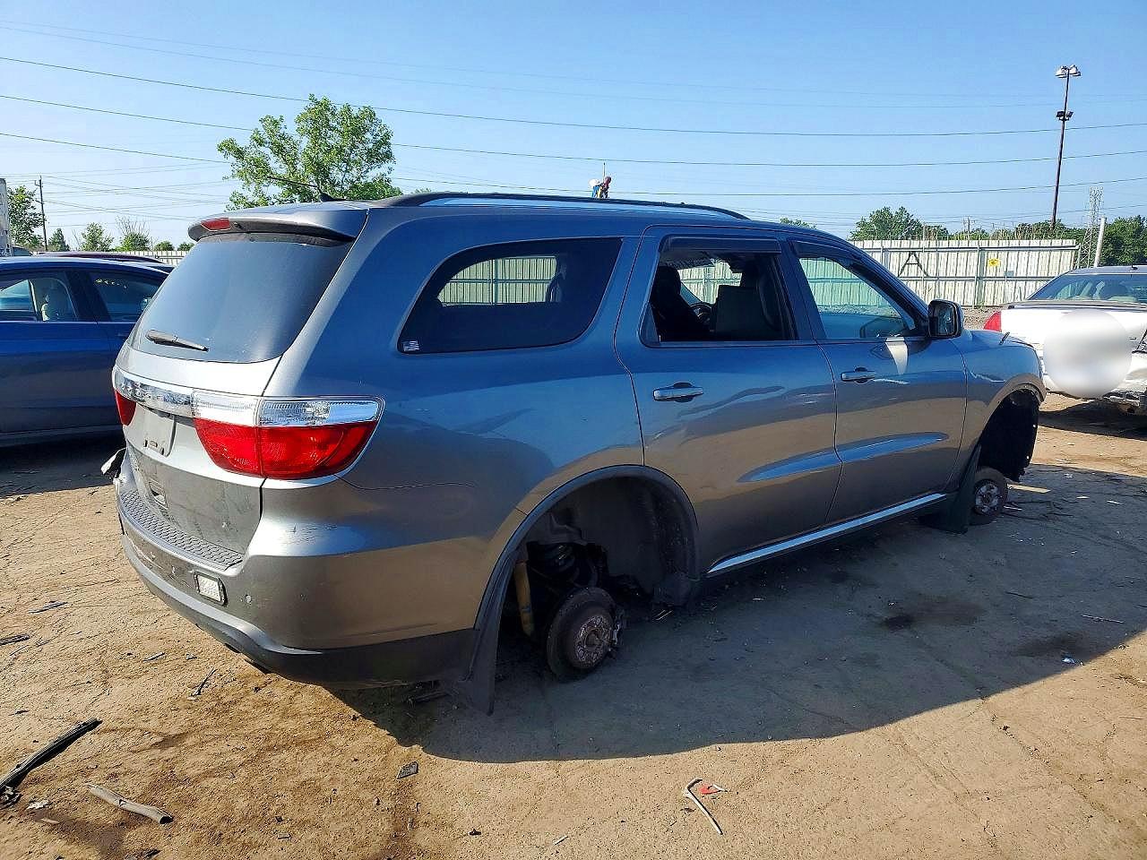 2011 Dodge Durango Express Silver vin: 1D4RE2GG2BC733744