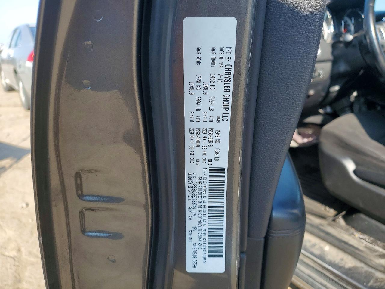 2011 Dodge Durango Express Silver vin: 1D4RE2GG2BC733744