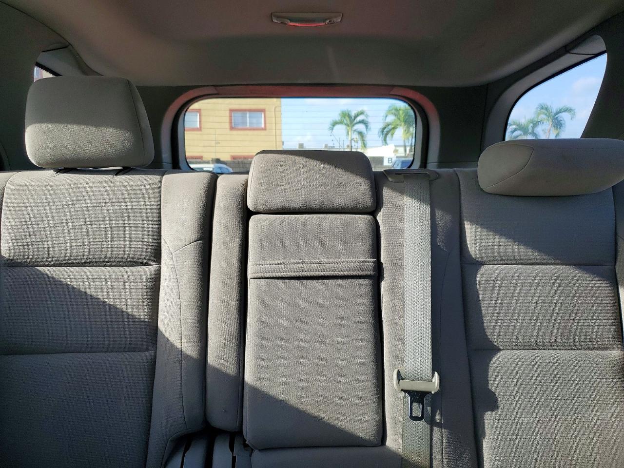 2011 Dodge Durango Express White vin: 1D4RE2GG4BC635508
