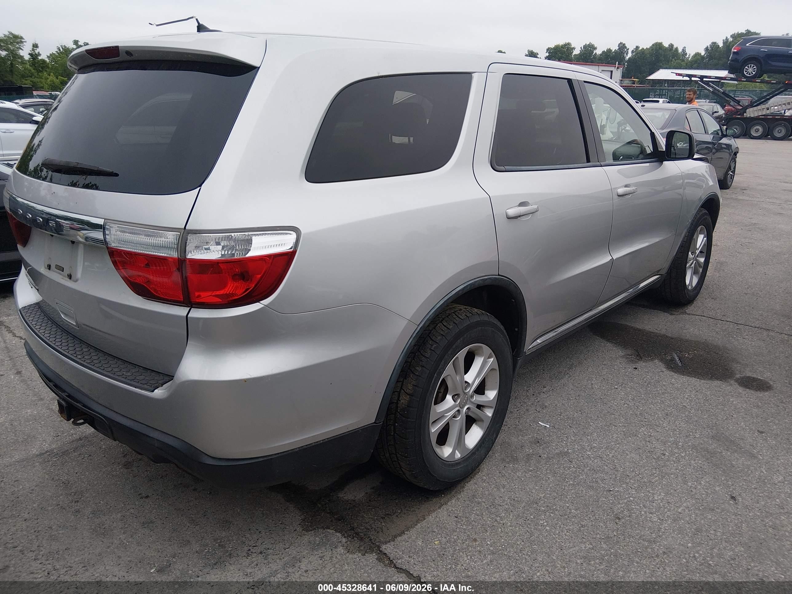 2011 Dodge Durango Express Silver vin: 1D4RE2GG8BC617206