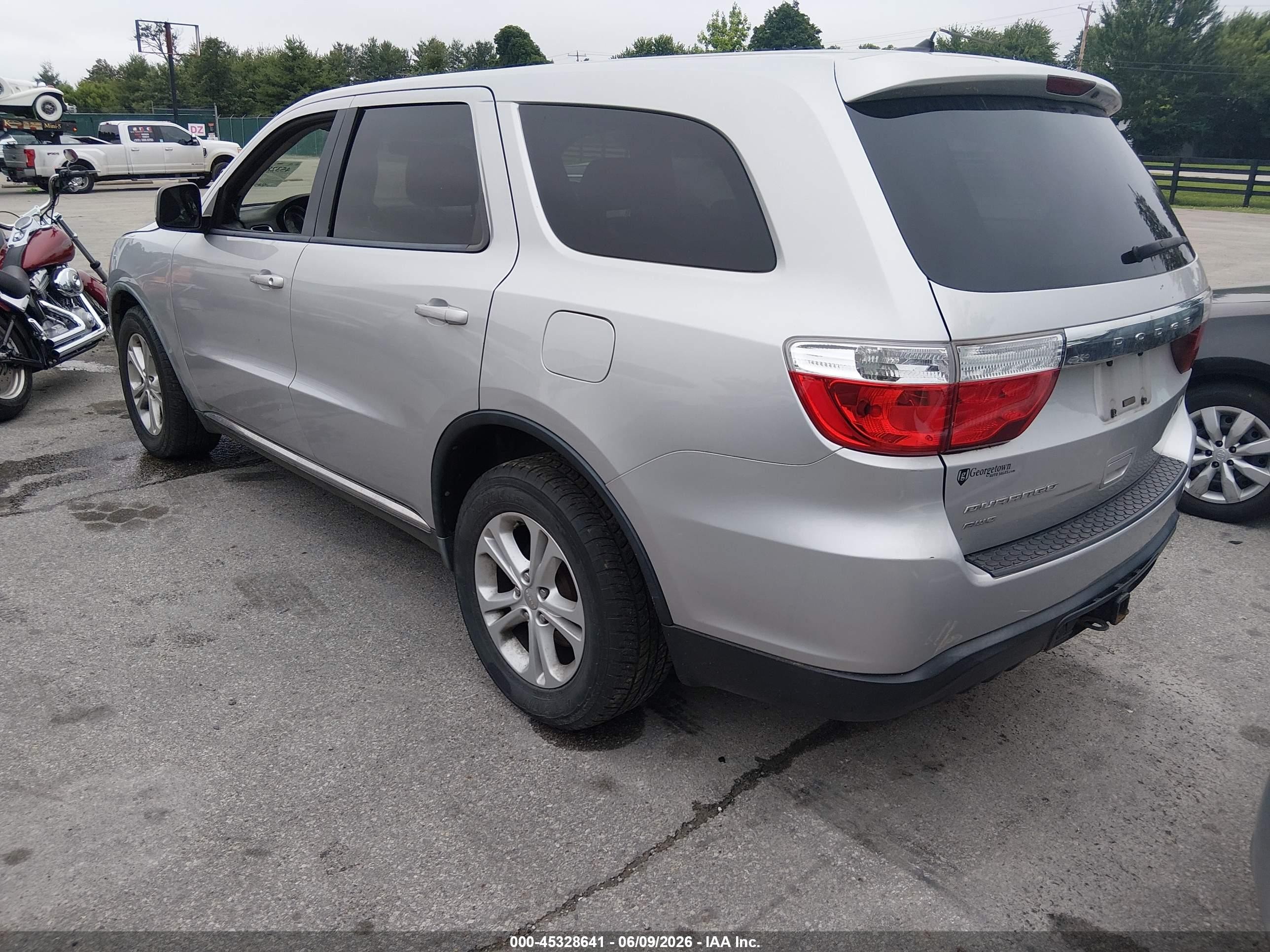 2011 Dodge Durango Express Silver vin: 1D4RE2GG8BC617206