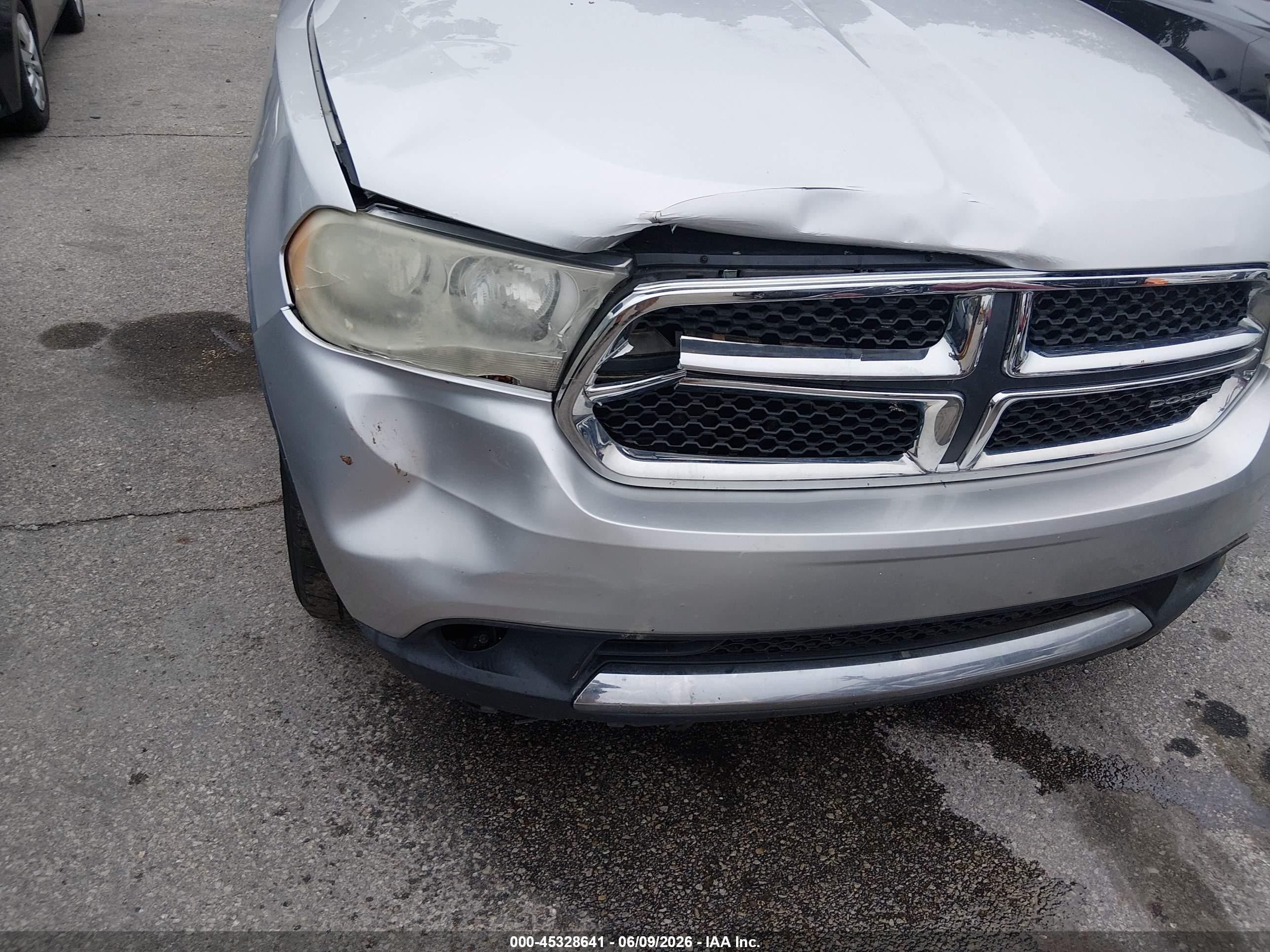 2011 Dodge Durango Express Silver vin: 1D4RE2GG8BC617206