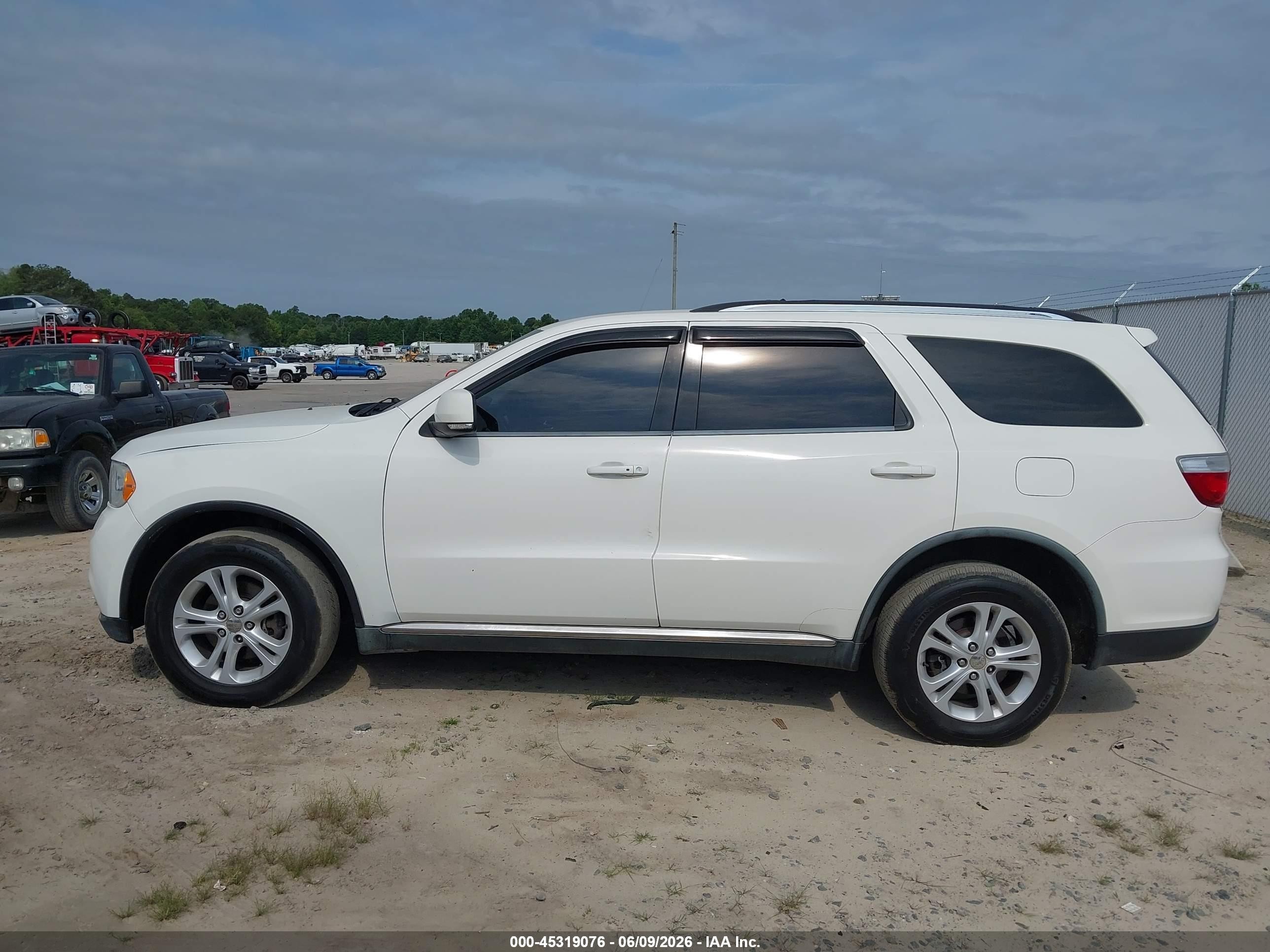 2011 Dodge Durango Crew White vin: 1D4RE4GG0BC720471