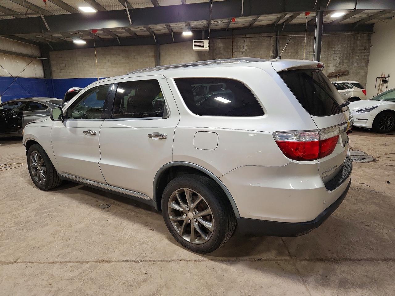 2011 Dodge Durango Crew Silver vin: 1D4RE4GG8BC699823