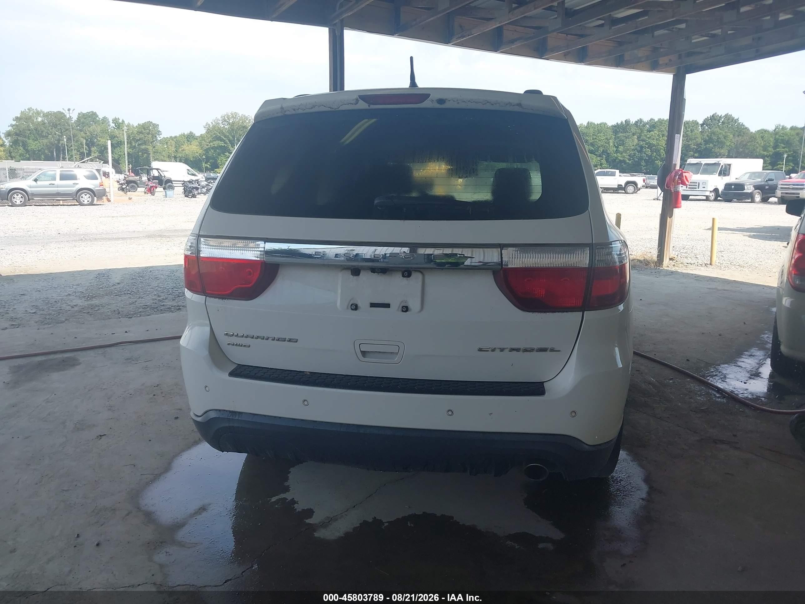 2011 Dodge Durango Citadel White vin: 1D4RE5GG7BC720814
