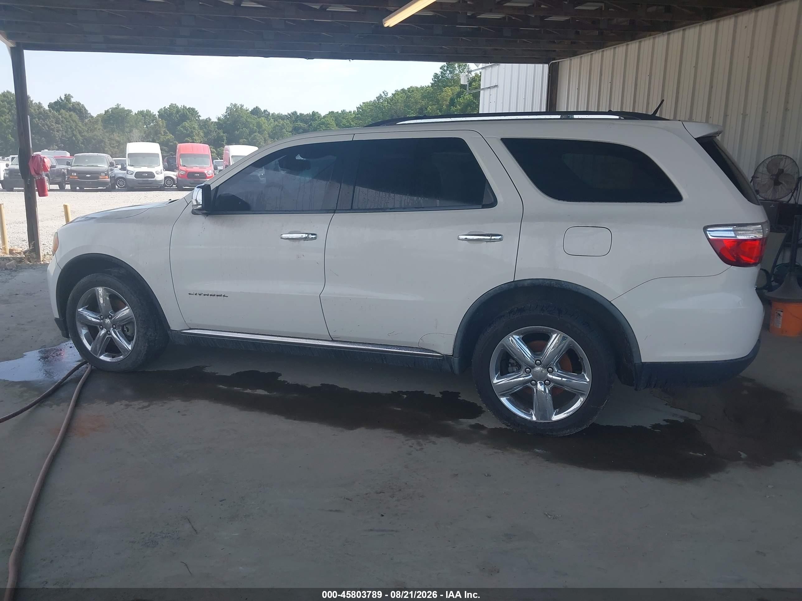 2011 Dodge Durango Citadel White vin: 1D4RE5GG7BC720814