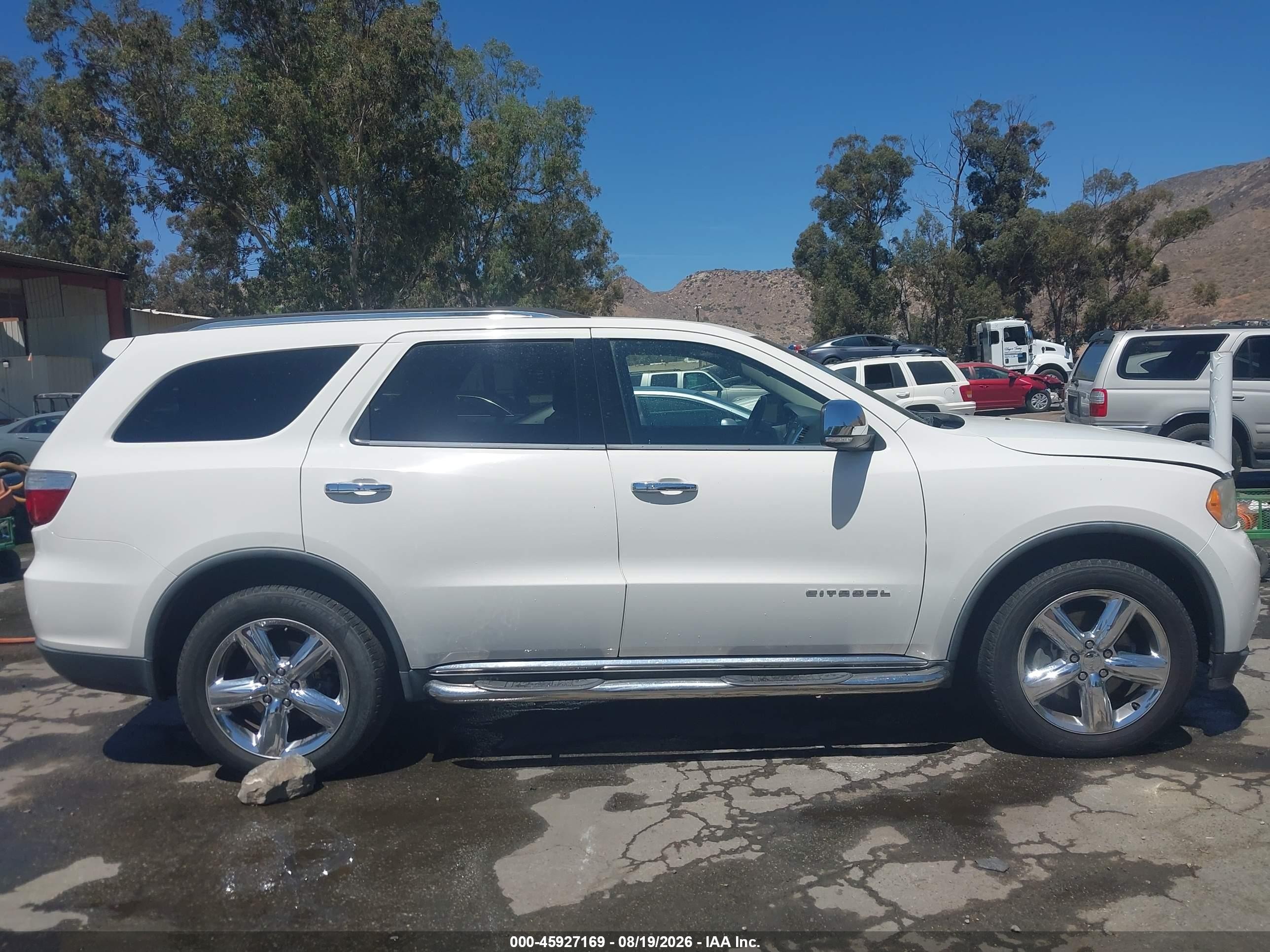 2011 Dodge Durango Citadel White vin: 1D4SD5GT4BC708511