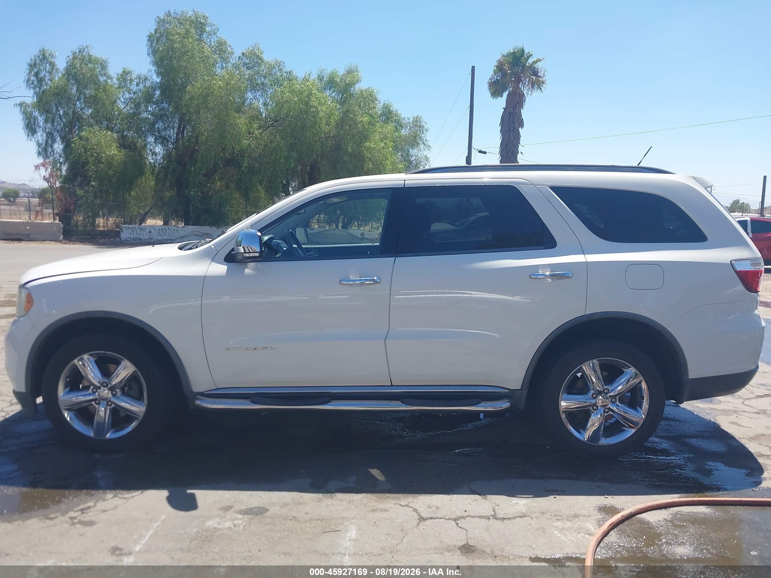 2011 Dodge Durango Citadel White vin: 1D4SD5GT4BC708511