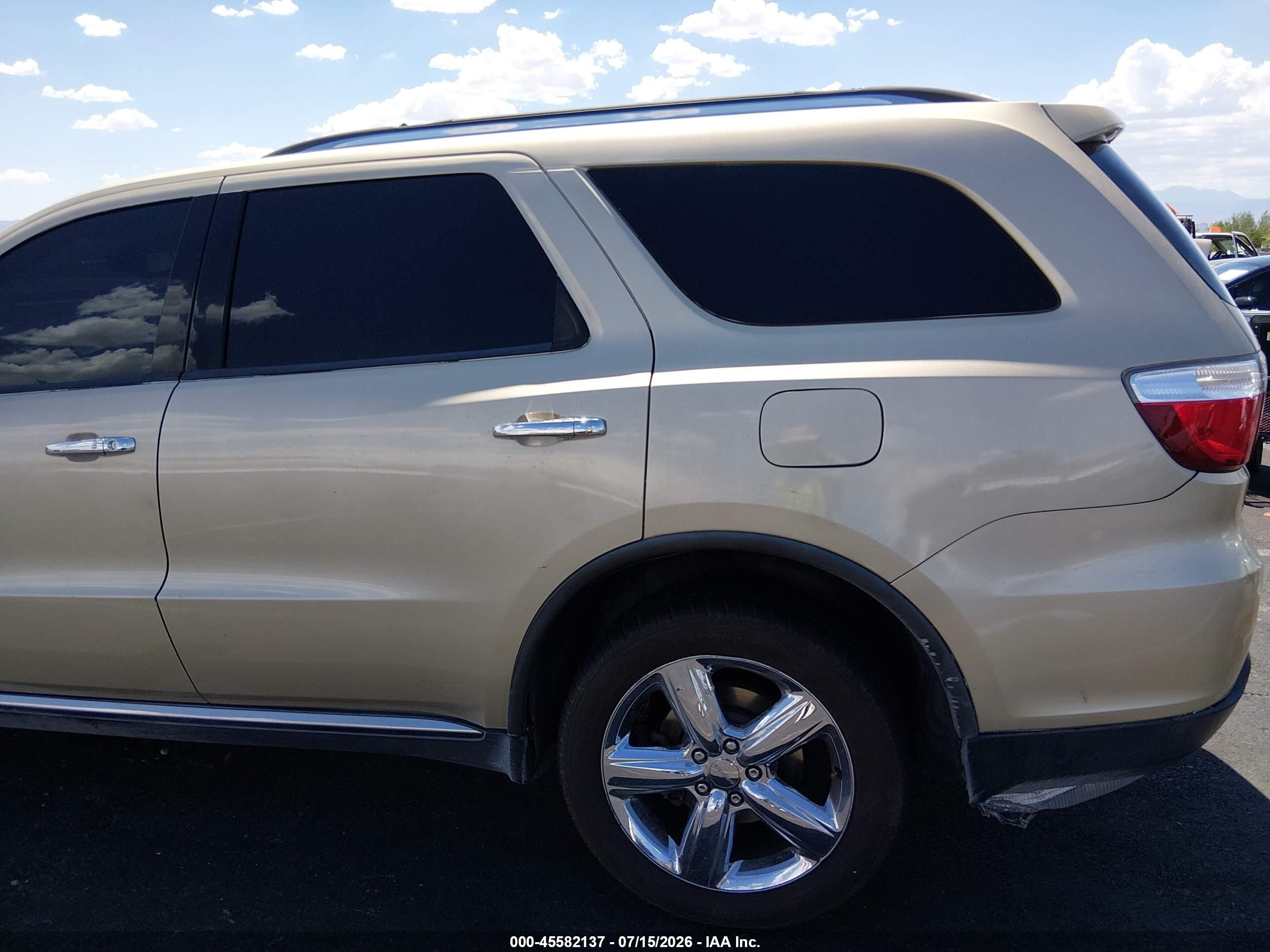 2011 Dodge Durango Citadel Beige vin: 1D4SD5GT8BC592861
