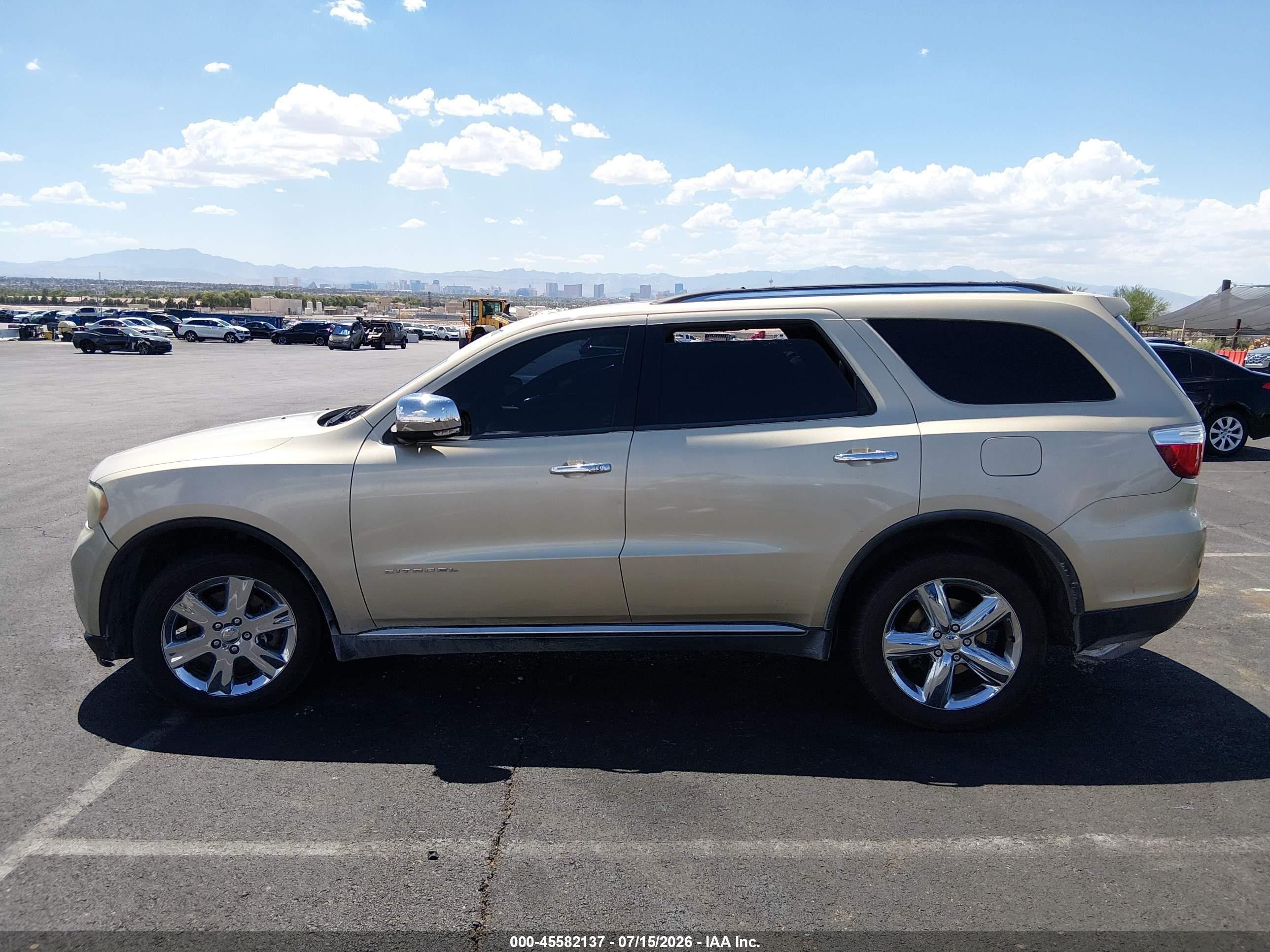 2011 Dodge Durango Citadel Beige vin: 1D4SD5GT8BC592861