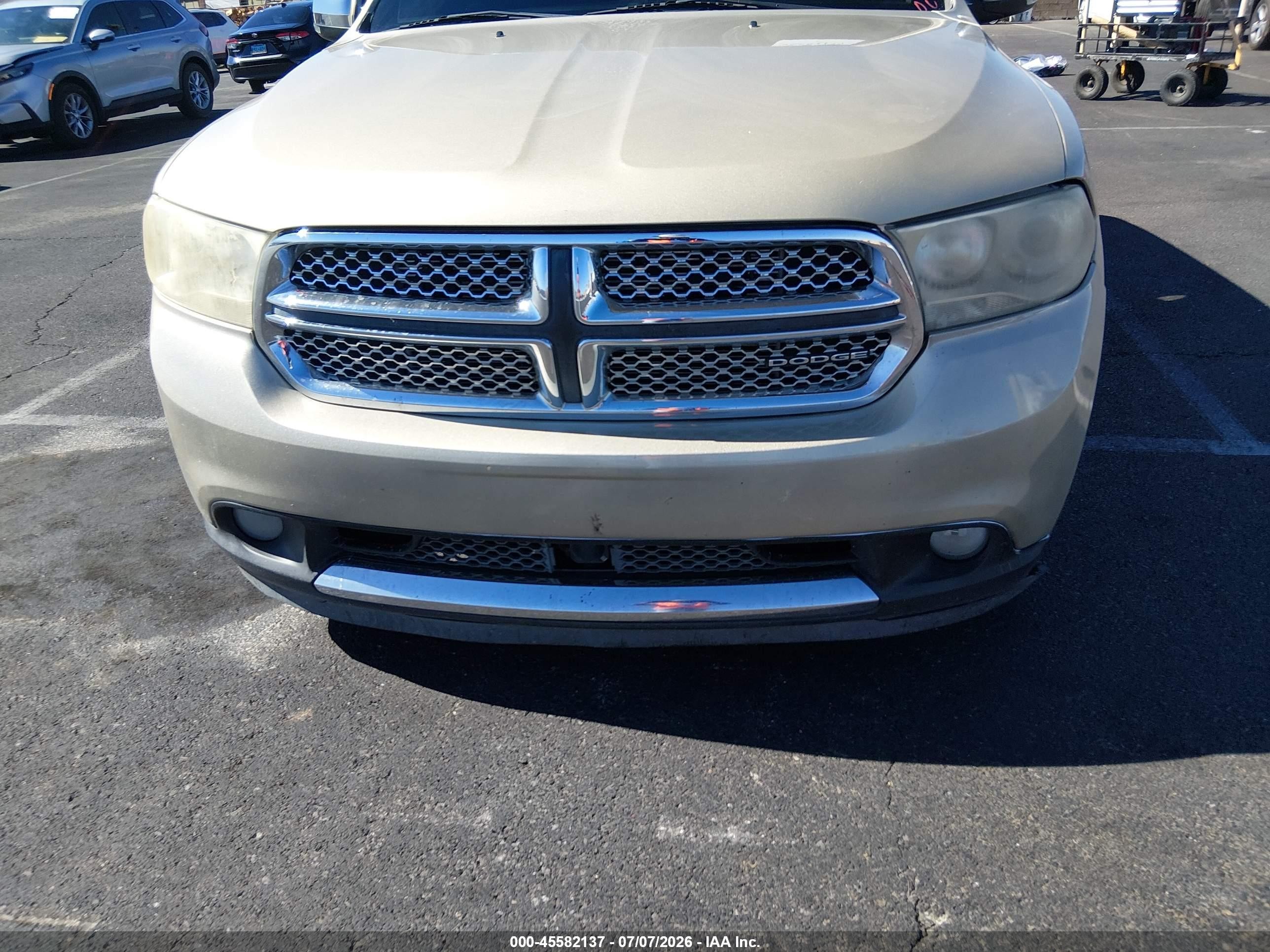 2011 Dodge Durango Citadel Beige vin: 1D4SD5GT8BC592861