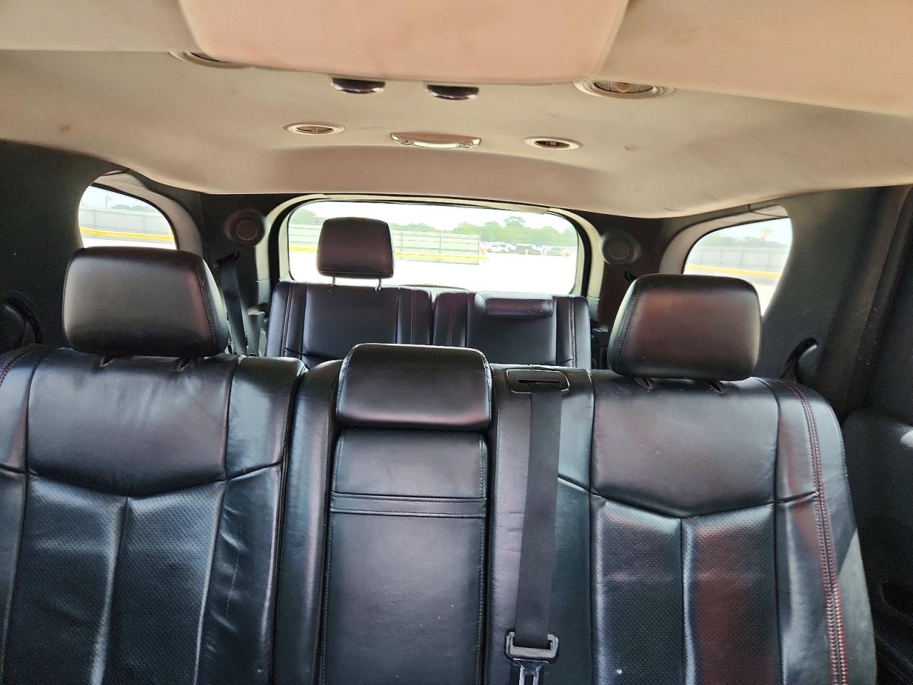 2011 Dodge Durango R Red vin: 1D4SD6GT2BC682044