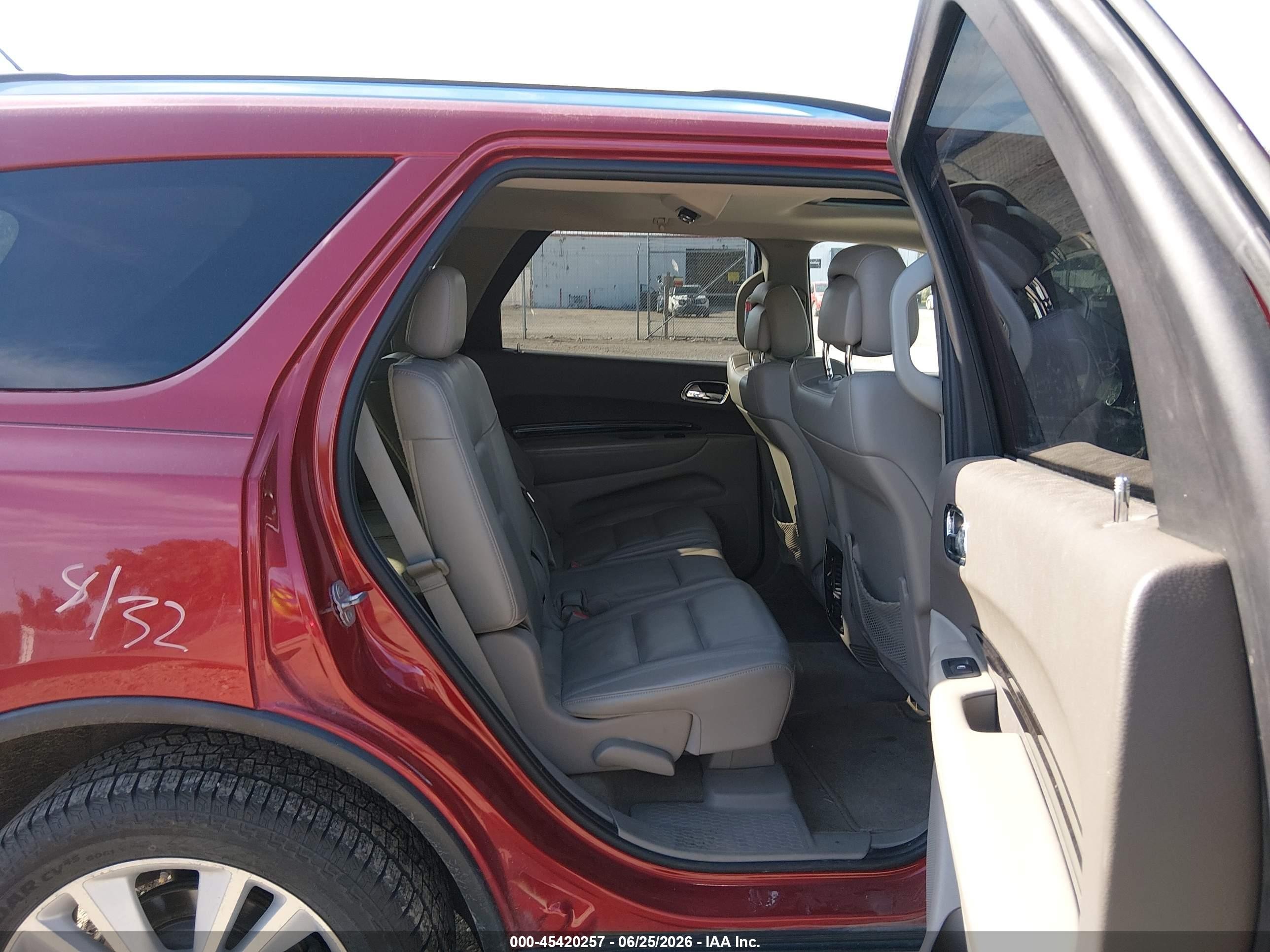 2011 Dodge Durango Crew Красный vin: 1D4SE4GT6BC614038