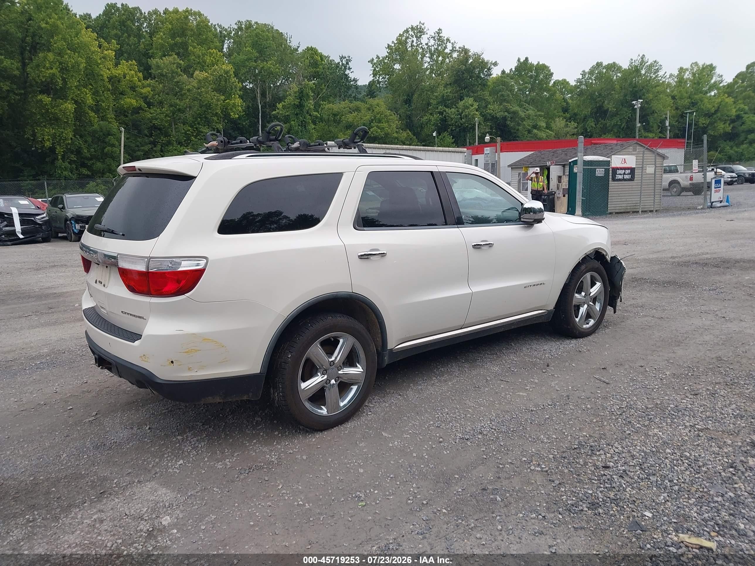 2011 Dodge Durango Citadel White vin: 1D4SE5GT0BC725285