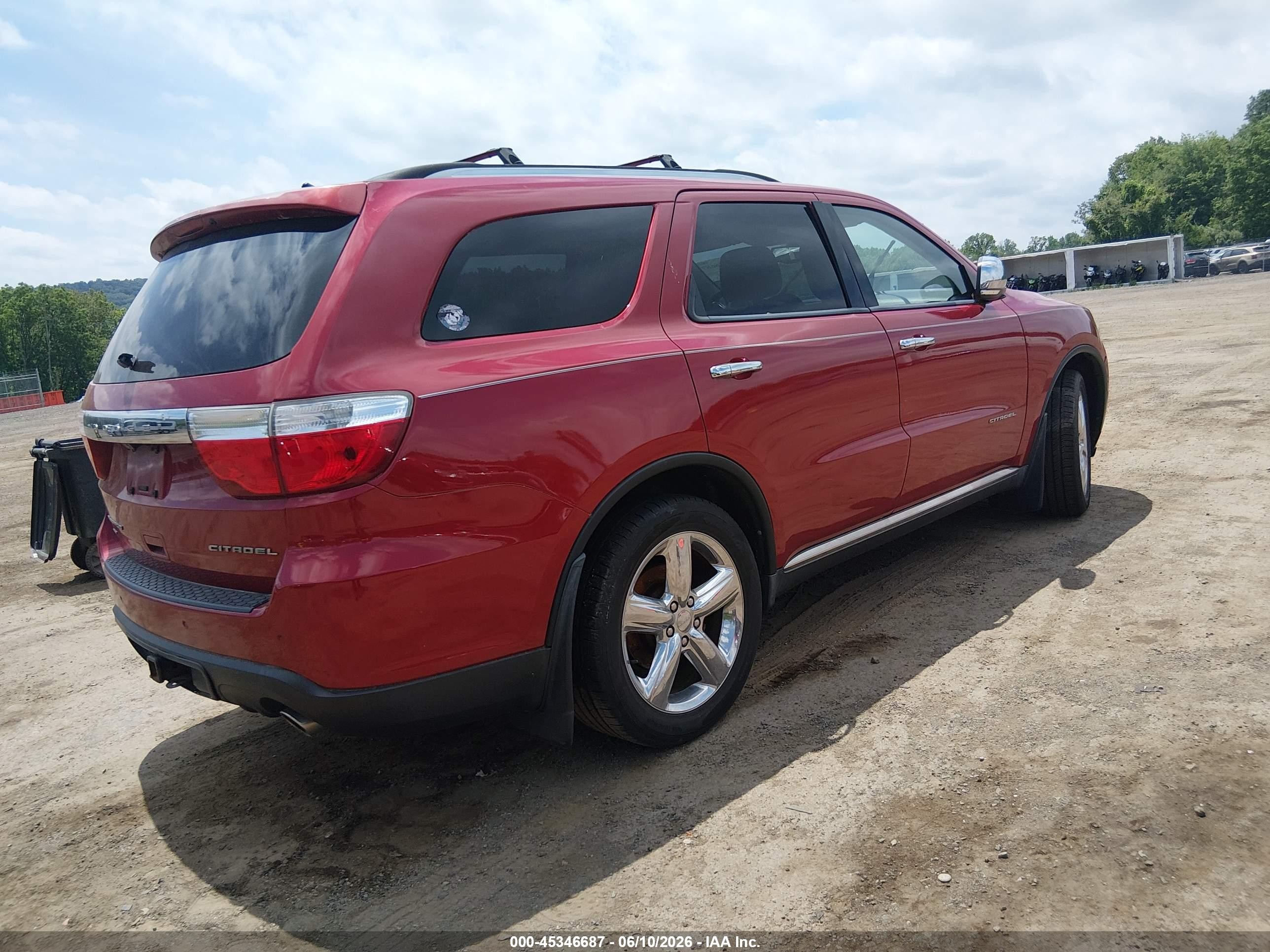 2011 Dodge Durango Citadel Красный vin: 1D4SE5GT4BC613993