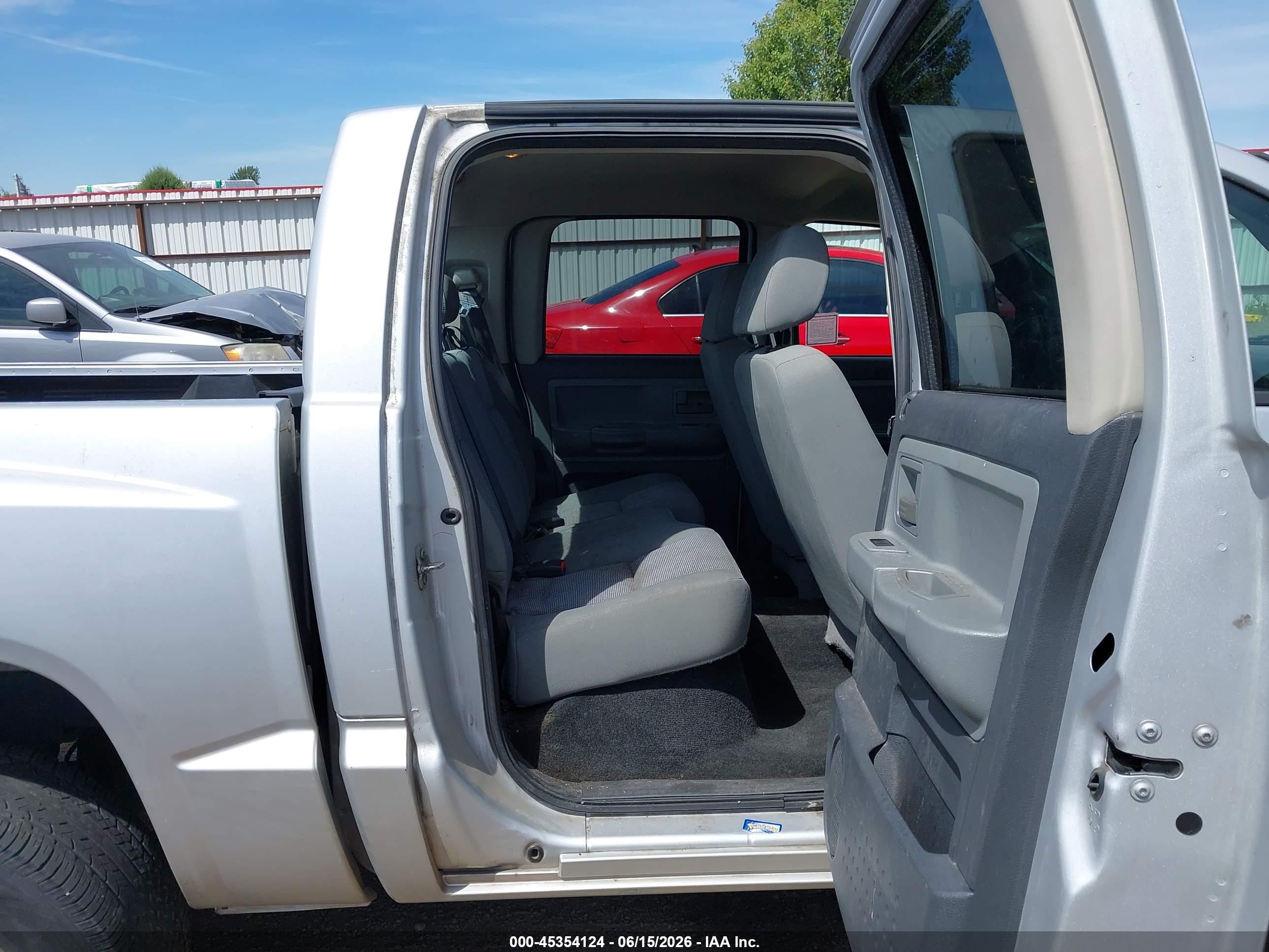 2010 Dodge Dakota Bighorn/lonestar Серебряный vin: 1D7CE3GK9AS172997