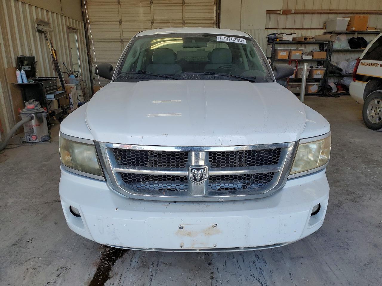 2010 Dodge Dakota Sxt White vin: 1D7CE3GKXAS202413
