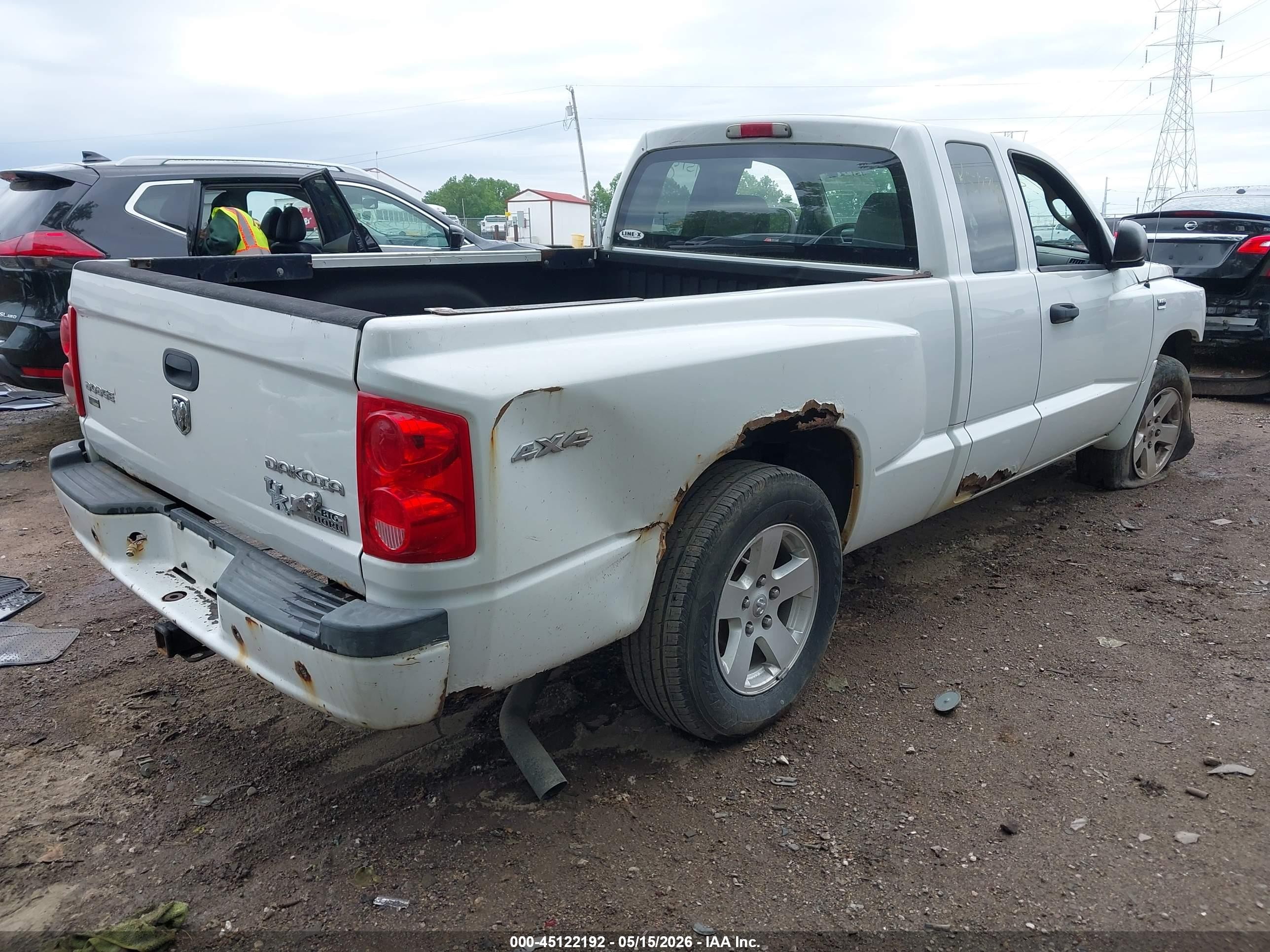 2010 Dodge Dakota Bighorn/lonestar White vin: 1D7CW3BP1AS265027