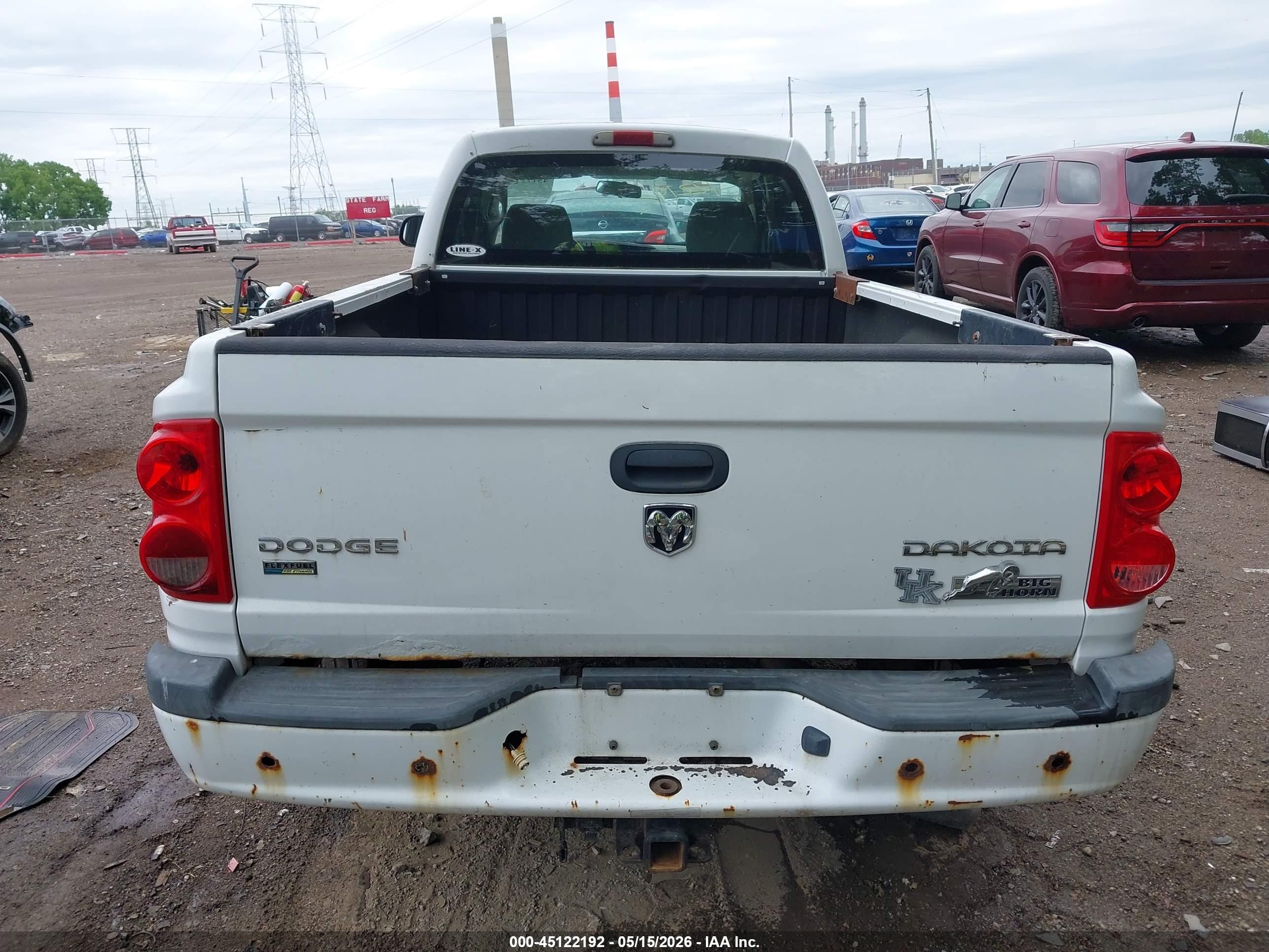 2010 Dodge Dakota Bighorn/lonestar White vin: 1D7CW3BP1AS265027