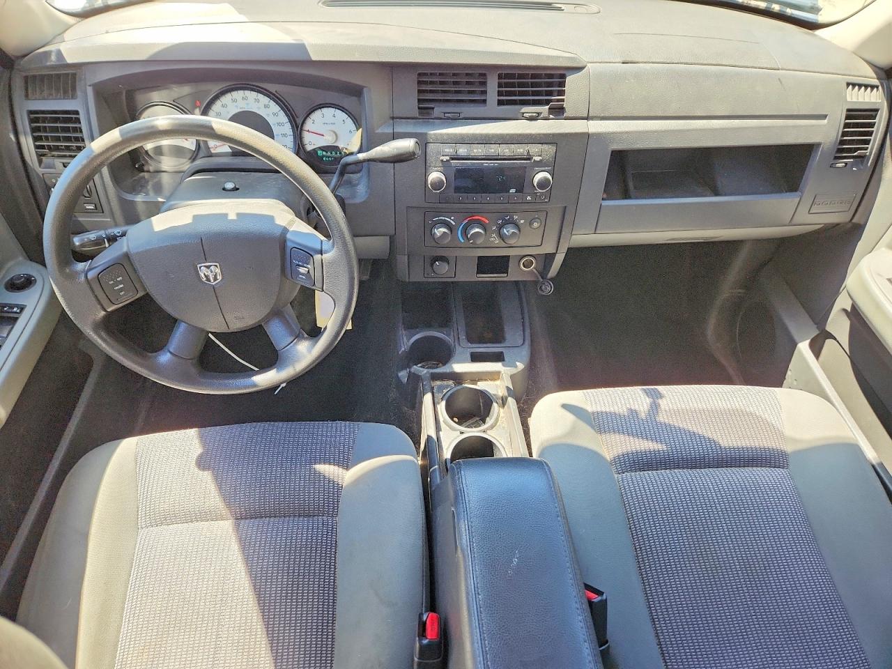 2010 Dodge Dakota Sxt Silver vin: 1D7CW3GK0AS173193