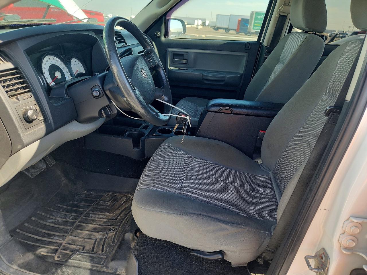 2010 Dodge Dakota Sxt White vin: 1D7CW3GK1AS188558