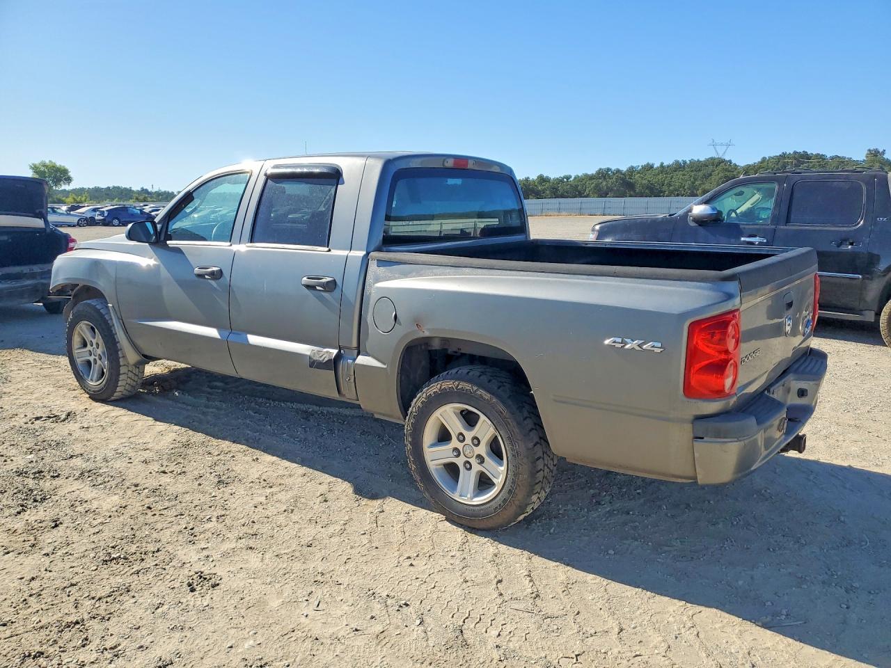 2010 Dodge Dakota Sxt Gray vin: 1D7CW3GK1AS221168