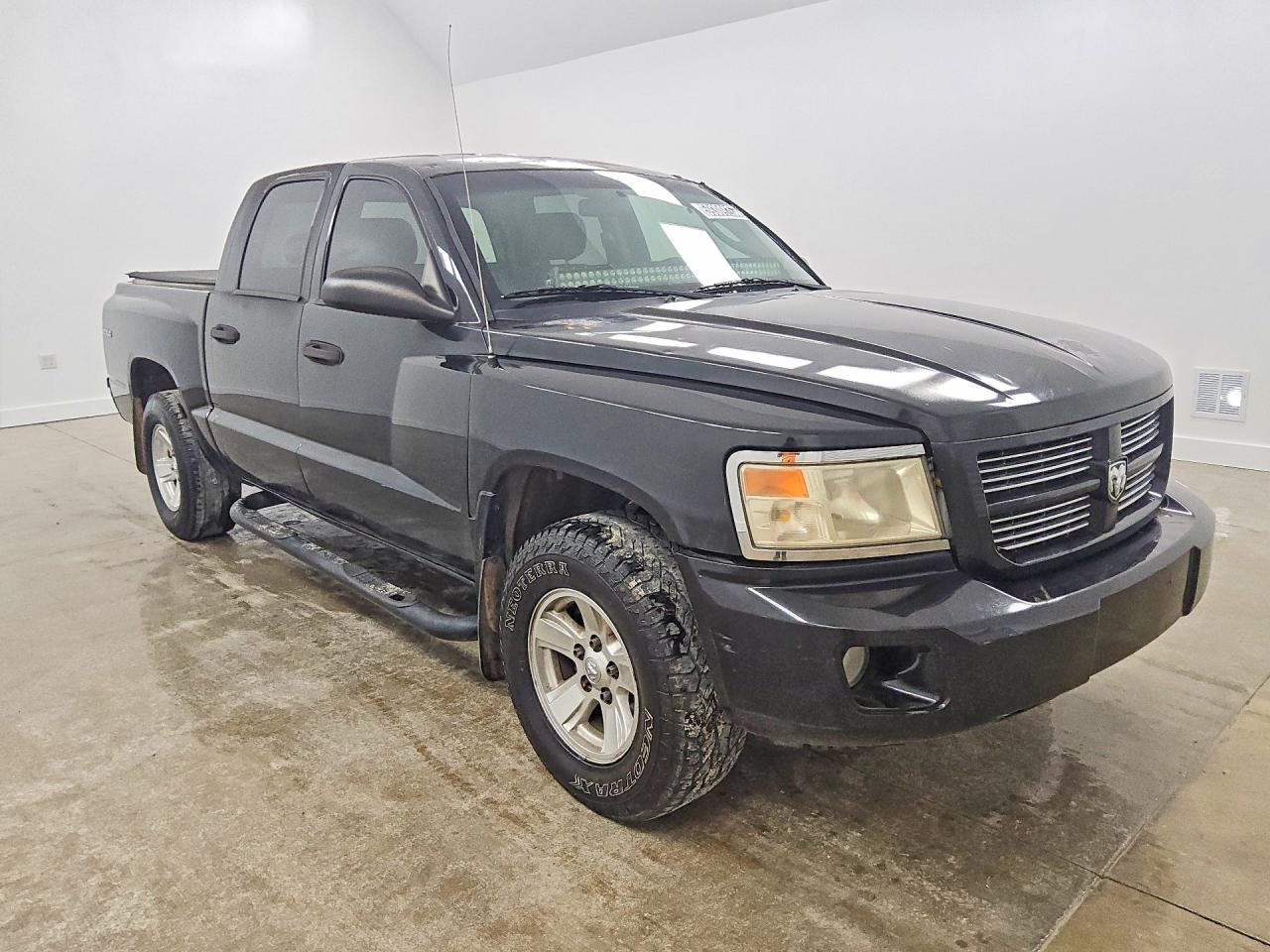 2010 Dodge Dakota Sxt Black vin: 1D7CW3GK7AS222891
