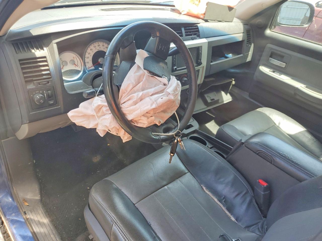 2010 Dodge Dakota Blue vin: 1D7CW5GP2AS170240