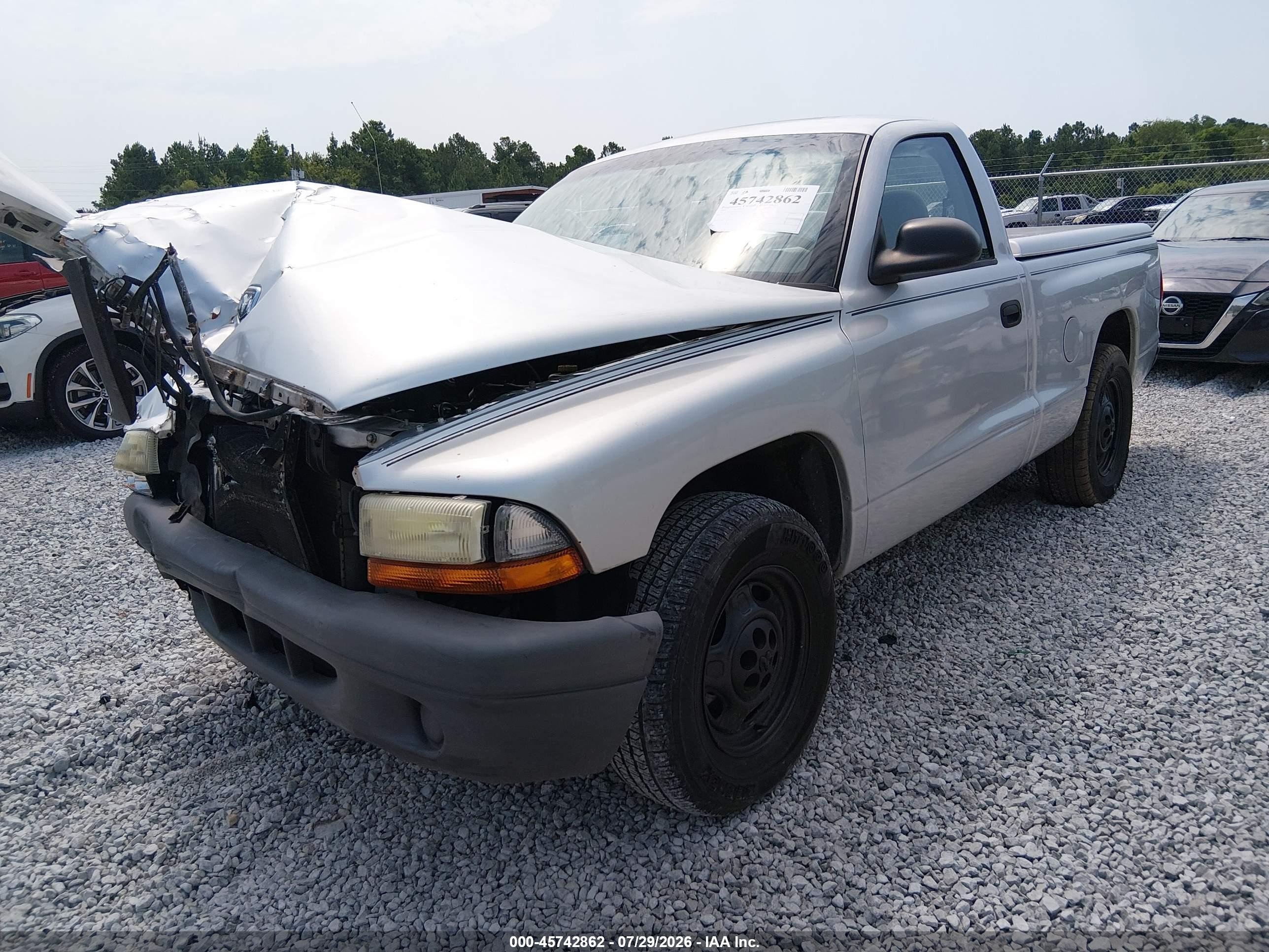 2004 Dodge Dakota   Silver vin: 1D7FL16K24S568038