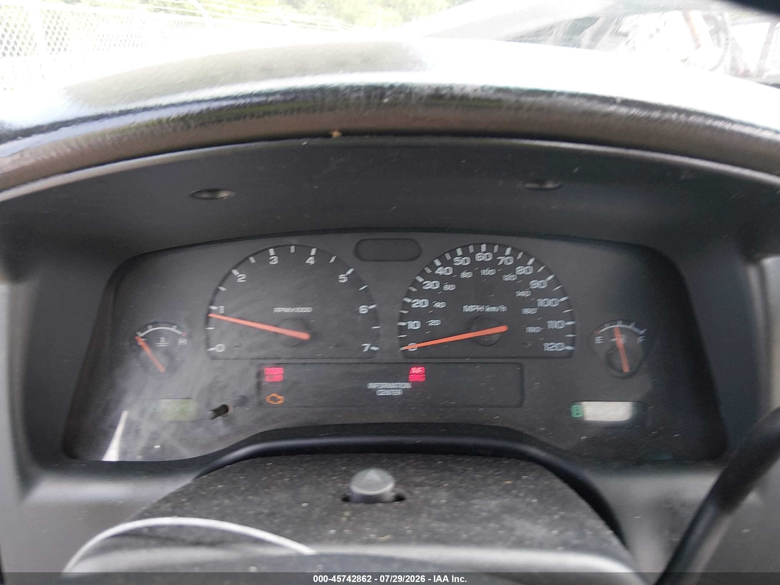 2004 Dodge Dakota   Silver vin: 1D7FL16K24S568038