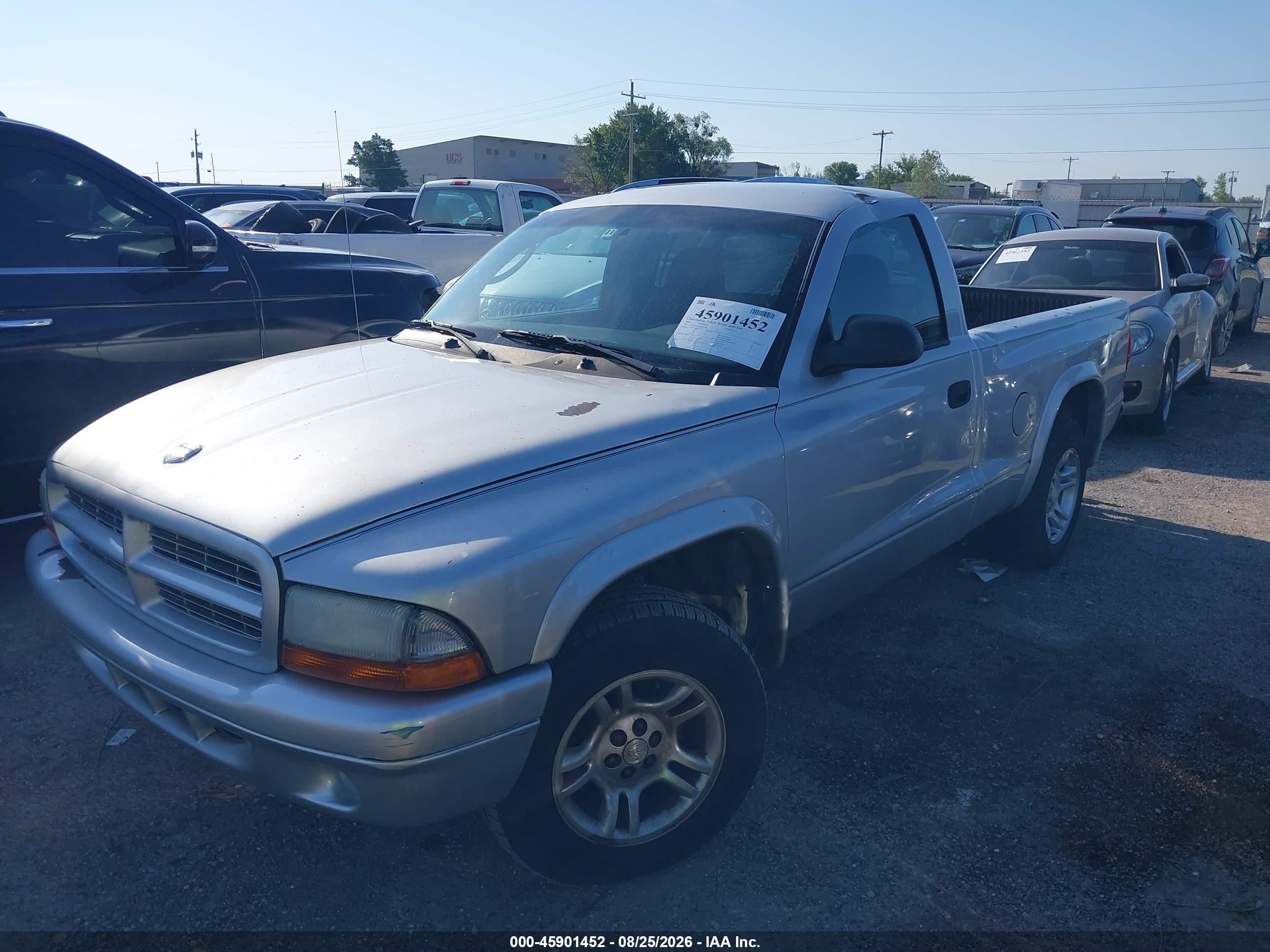 2004 Dodge Dakota   Silver vin: 1D7FL16K54S621704
