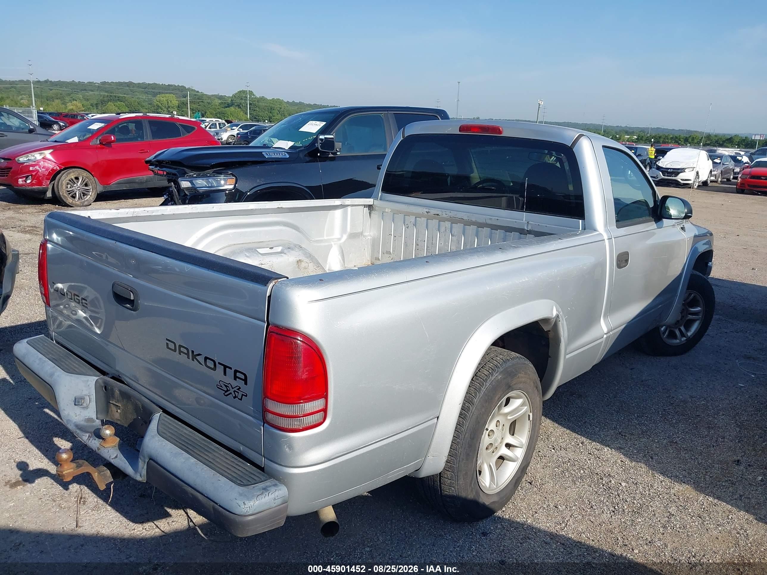 2004 Dodge Dakota   Silver vin: 1D7FL16K54S621704