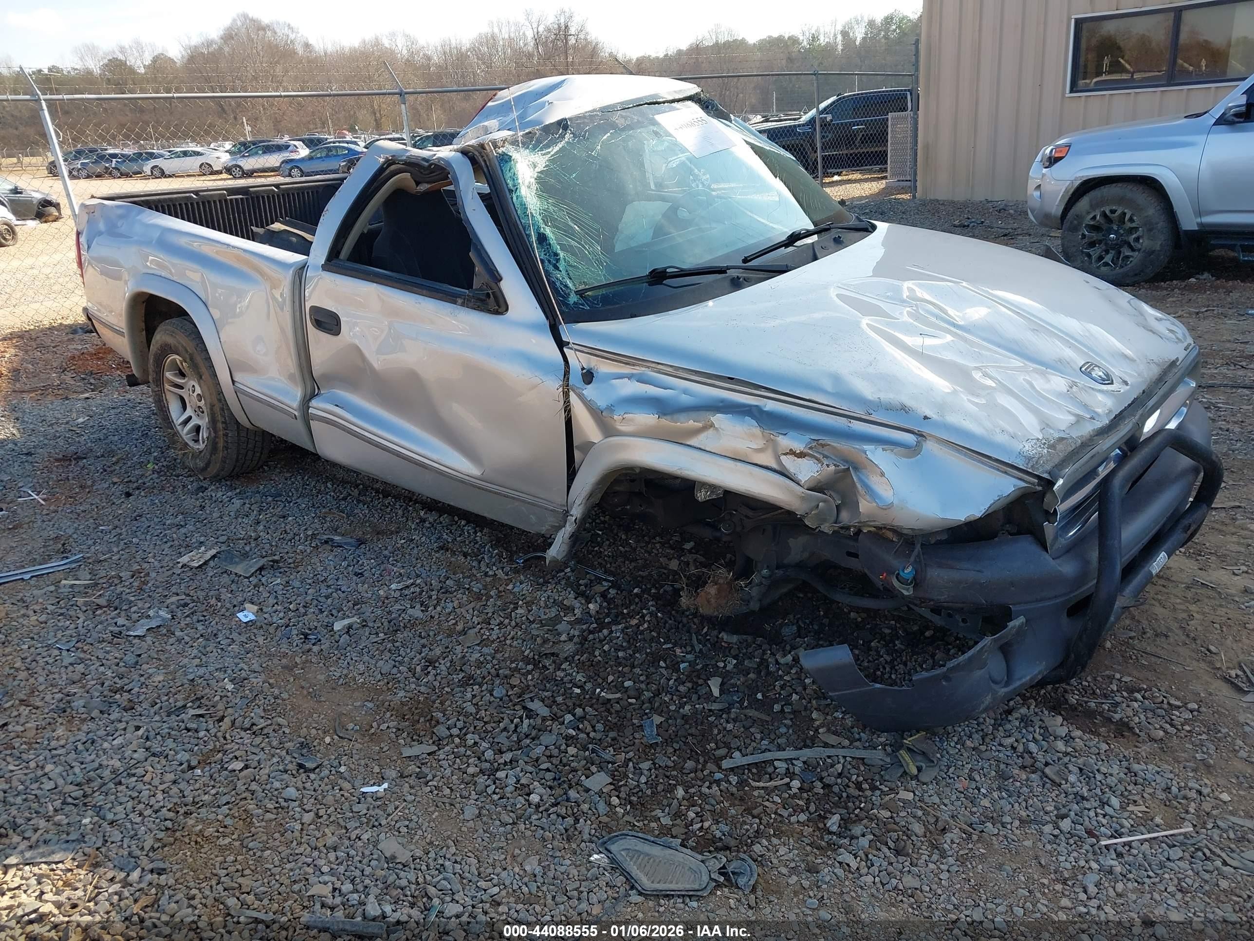 2004 Dodge Dakota   Silver vin: 1D7FL16K64S533860