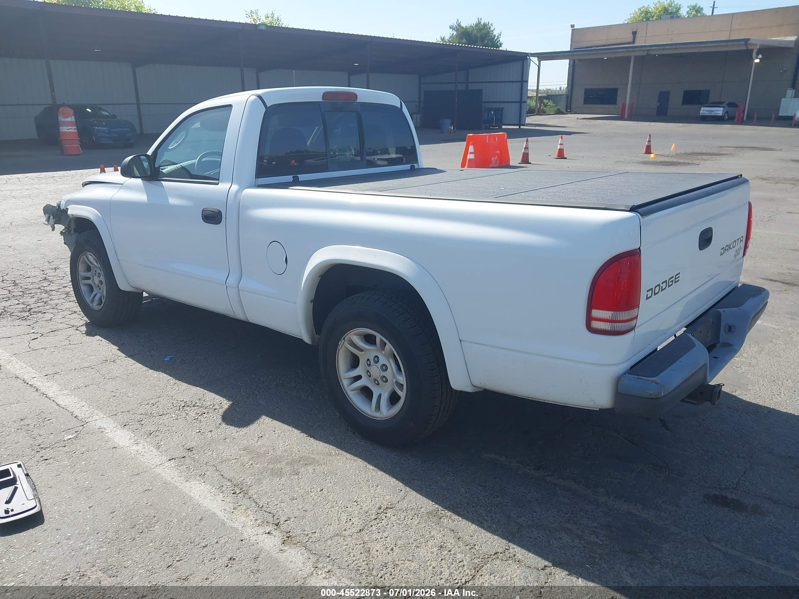 2003 Dodge Dakota   White vin: 1D7FL16X03S196323