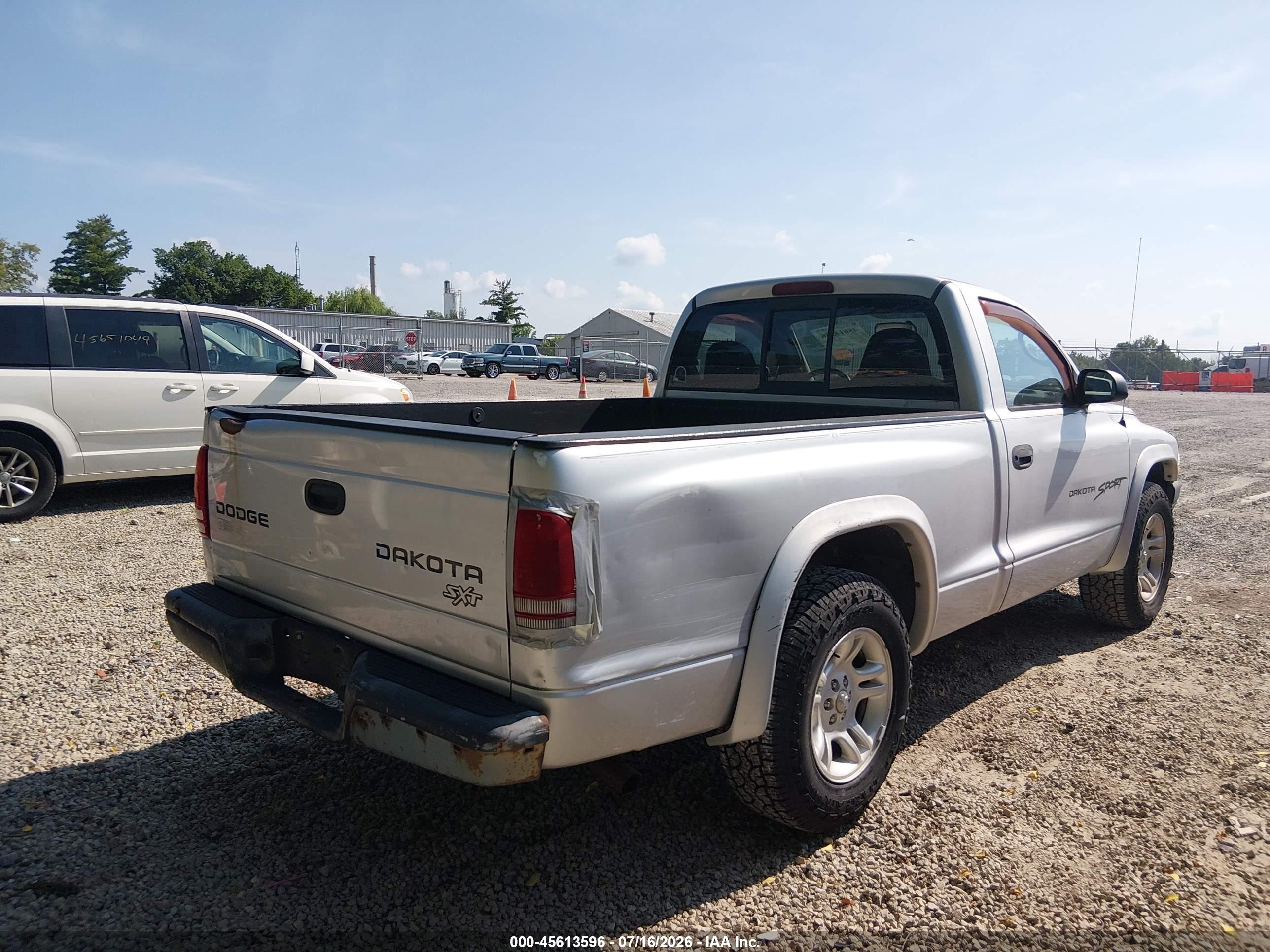 2003 Dodge Dakota   Silver vin: 1D7FL16X43S350189