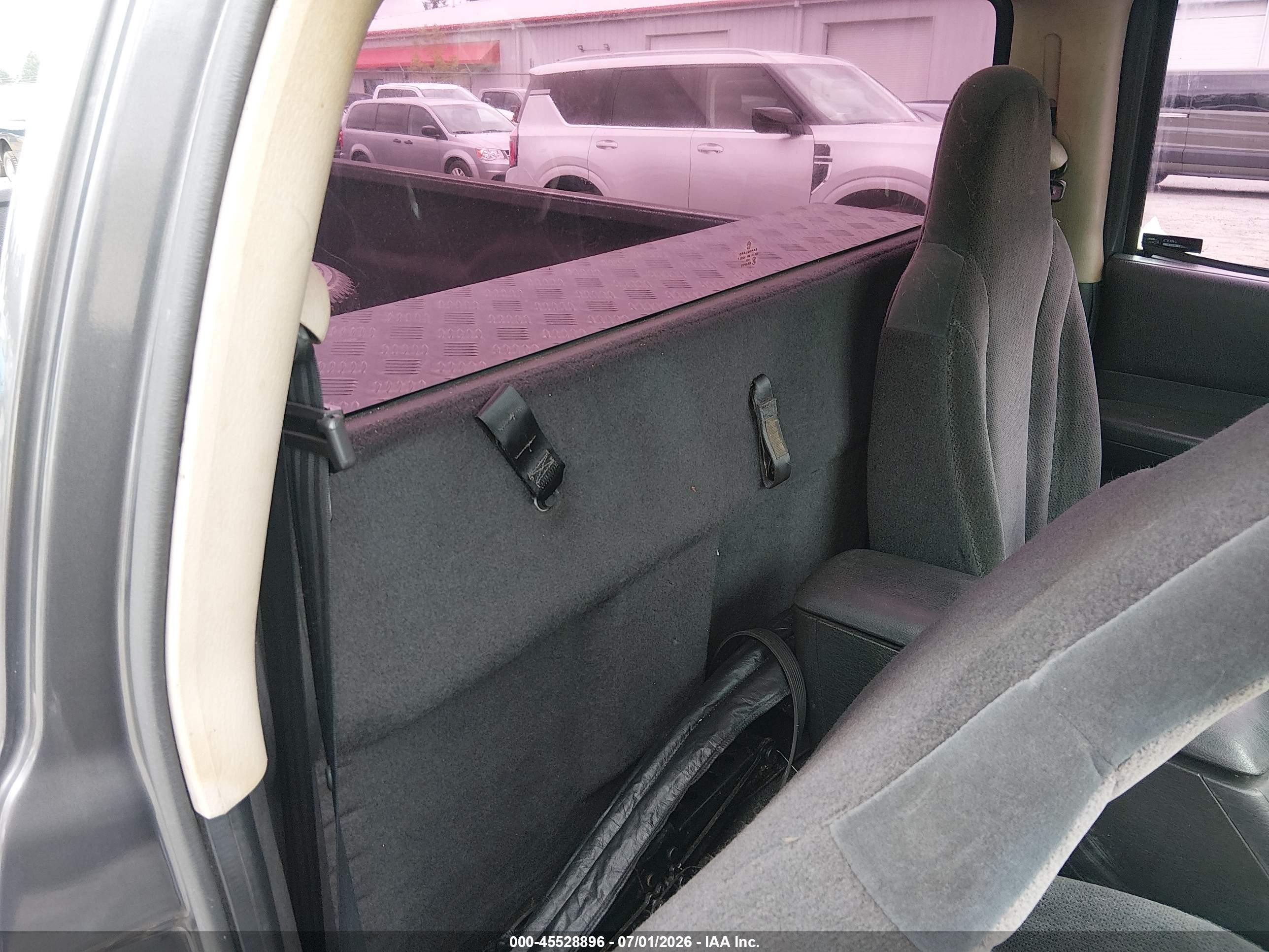 2003 Dodge Dakota   Gray vin: 1D7FL16X53S184488