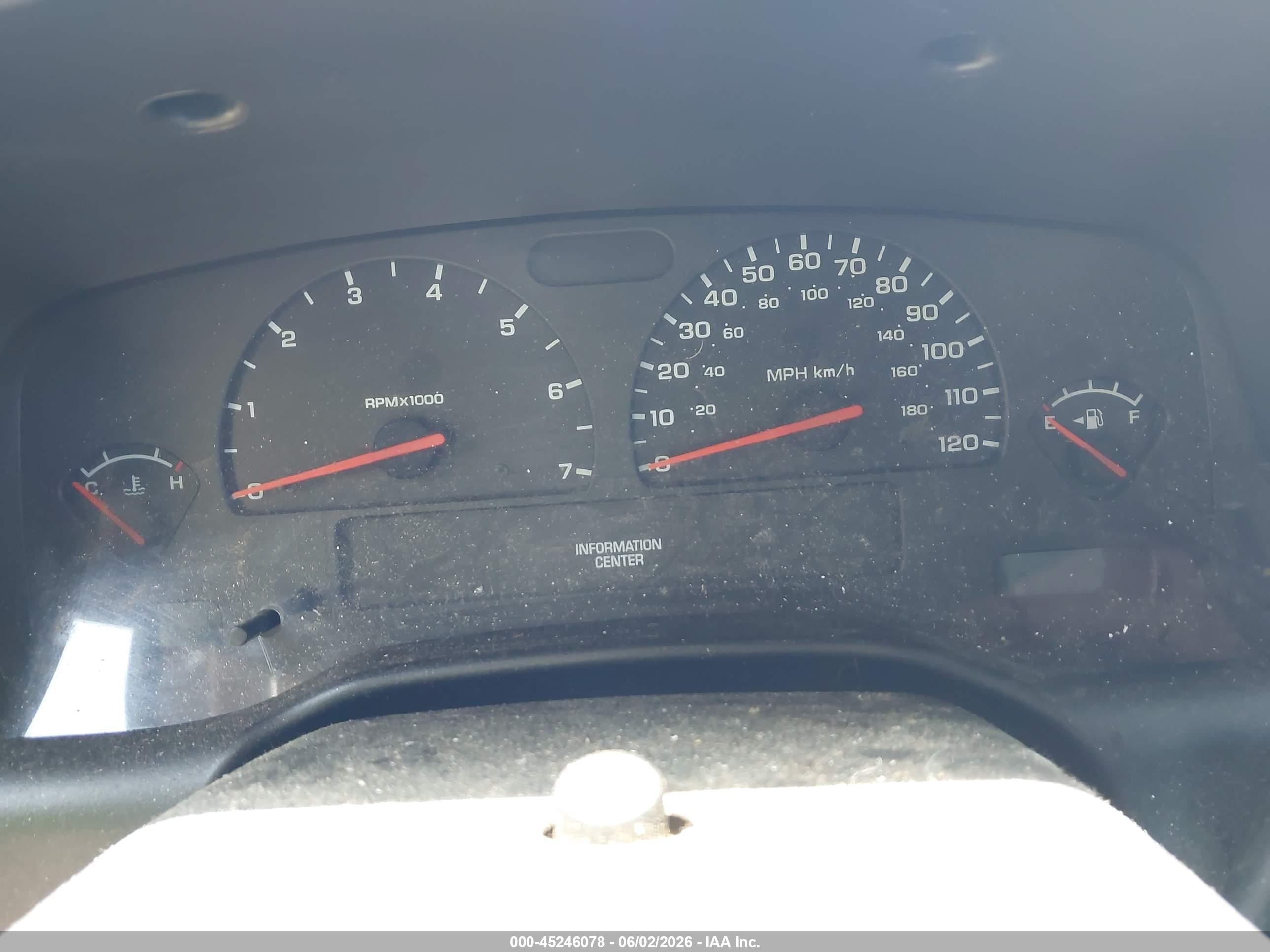 2003 Dodge Dakota   Burgundy vin: 1D7FL16X83S198482